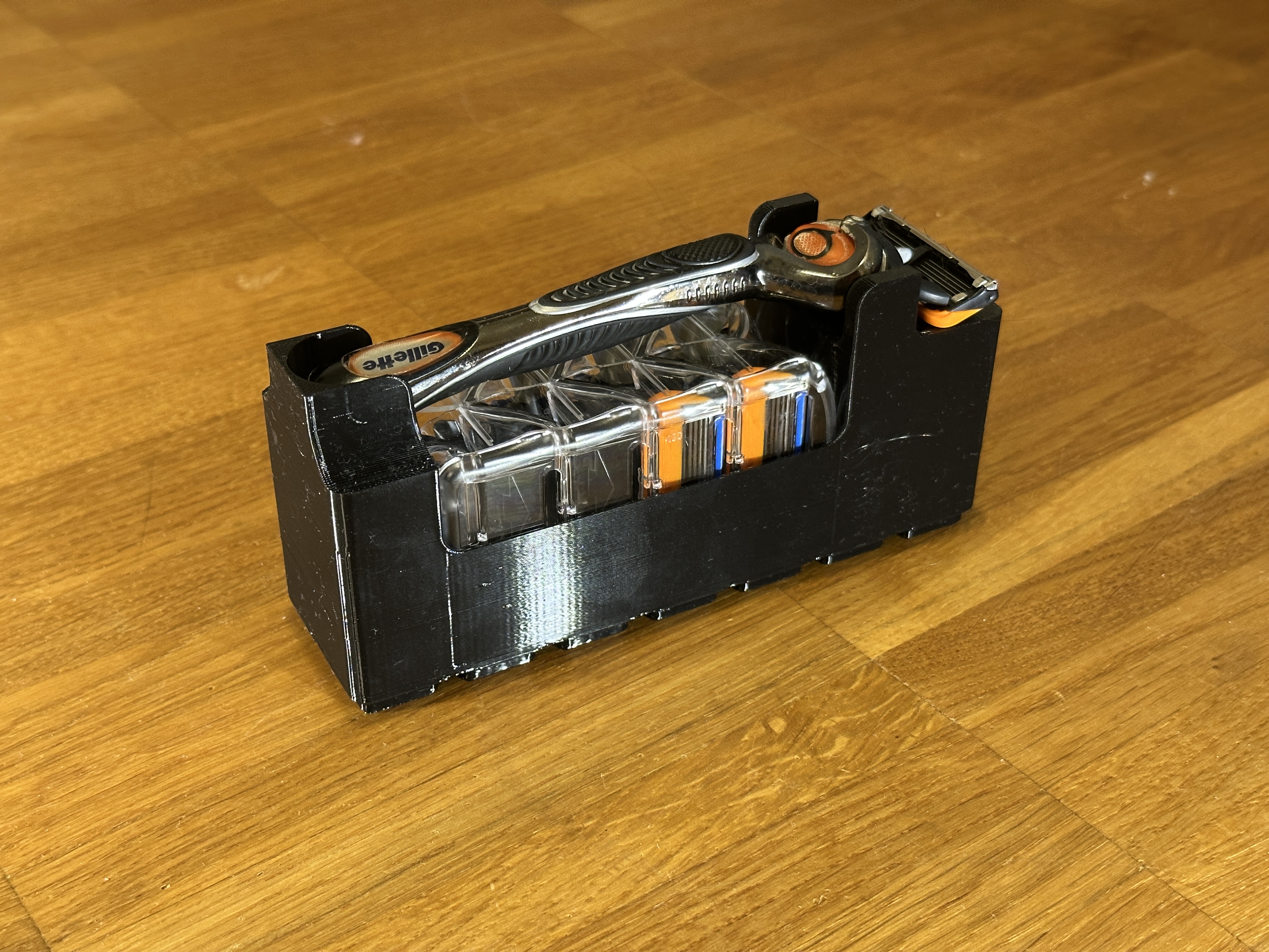 Gridfinity - Gilette Fusion Razor & Blades Holder (2x7/1x3.5)