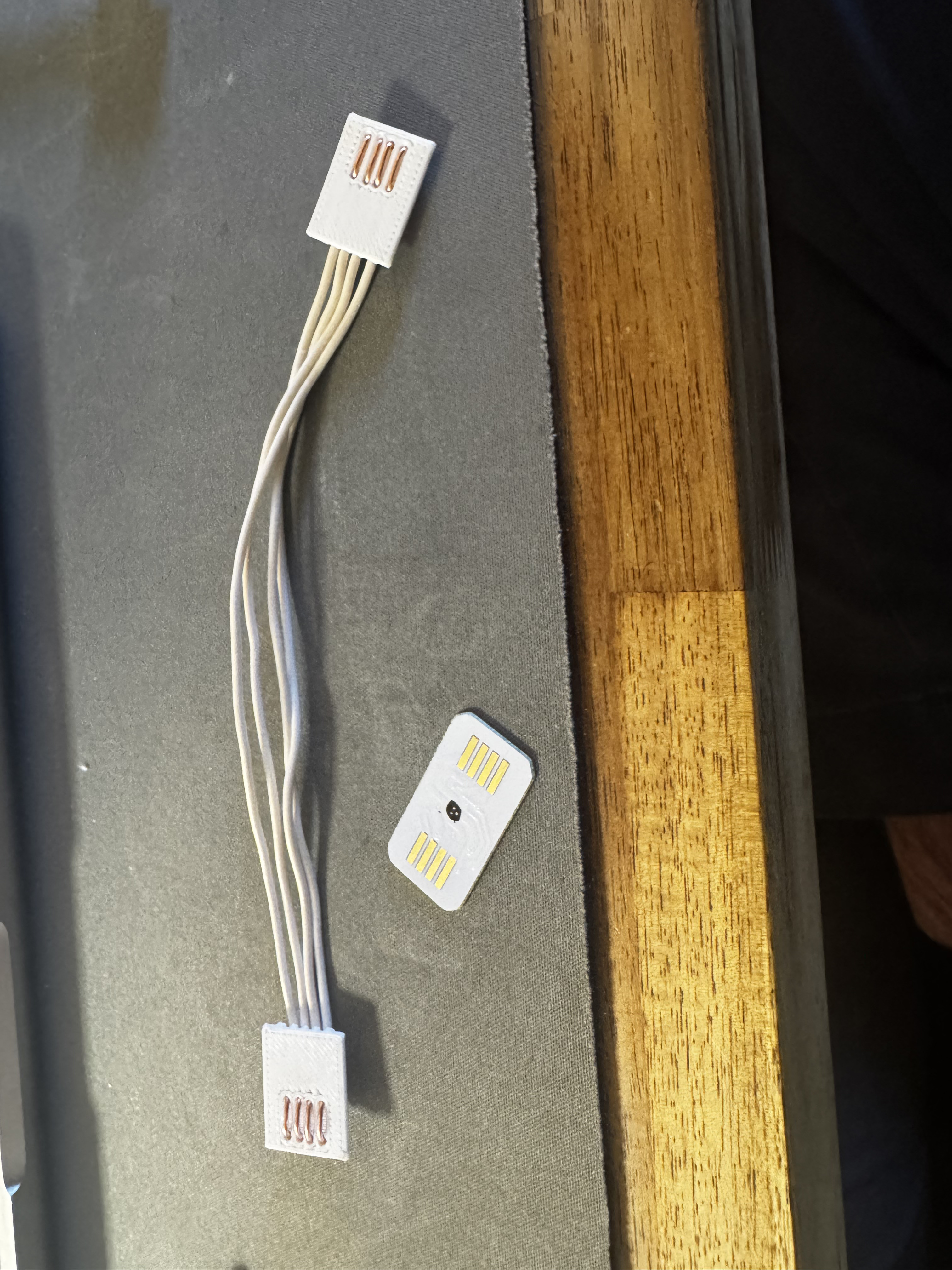 Nanoleaf Aurora light panel flexible connectors