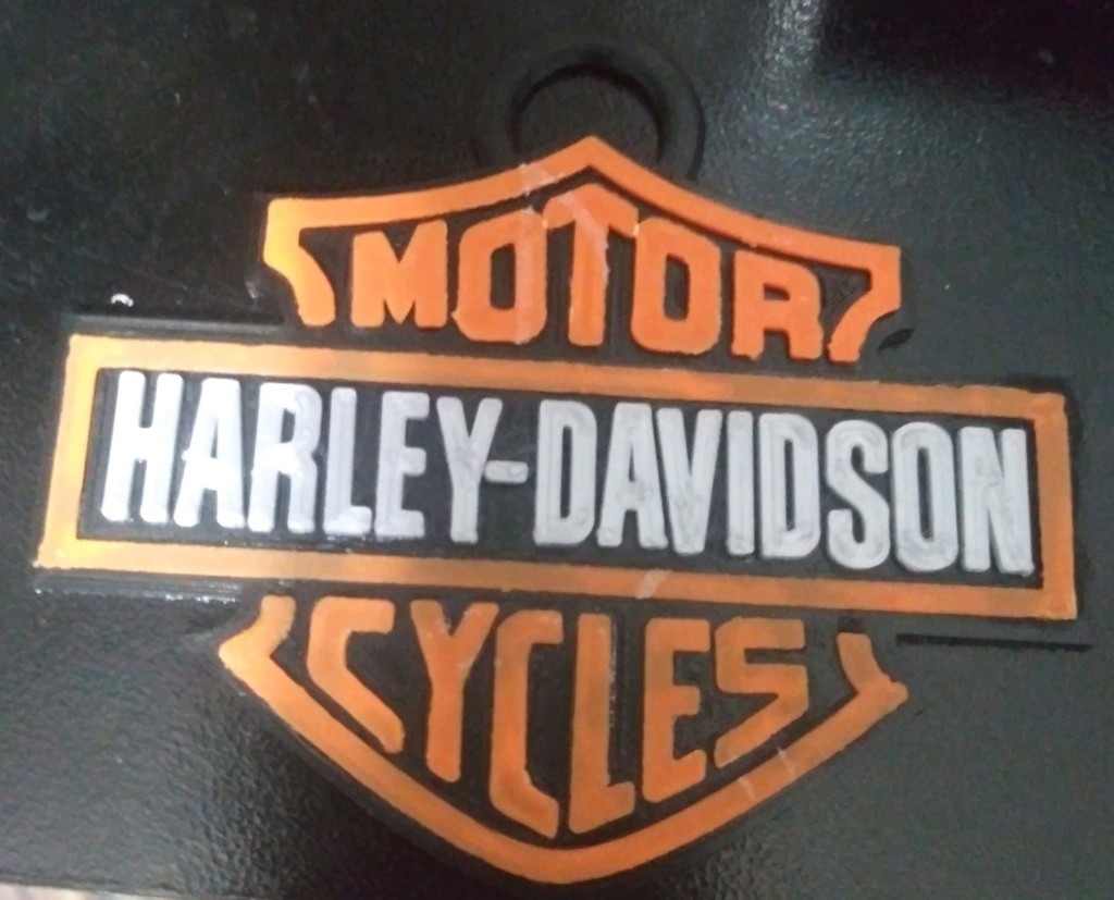 Miniatura 4 do modelo 3D Harley Davidson logo with key ring loop
