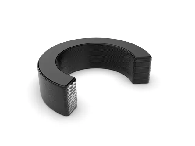 C Clamp for retaining spool on spool holder