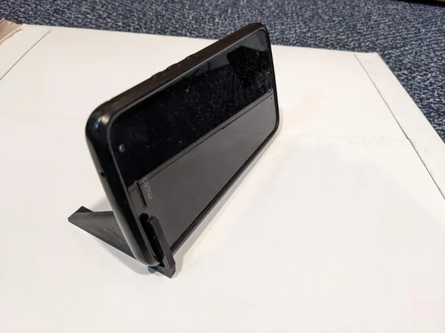 Cell Phone Stand (minimalist)