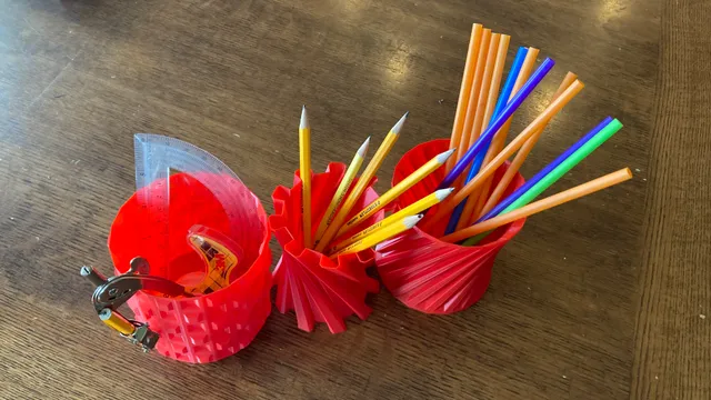 Handy & Cool Vases!
