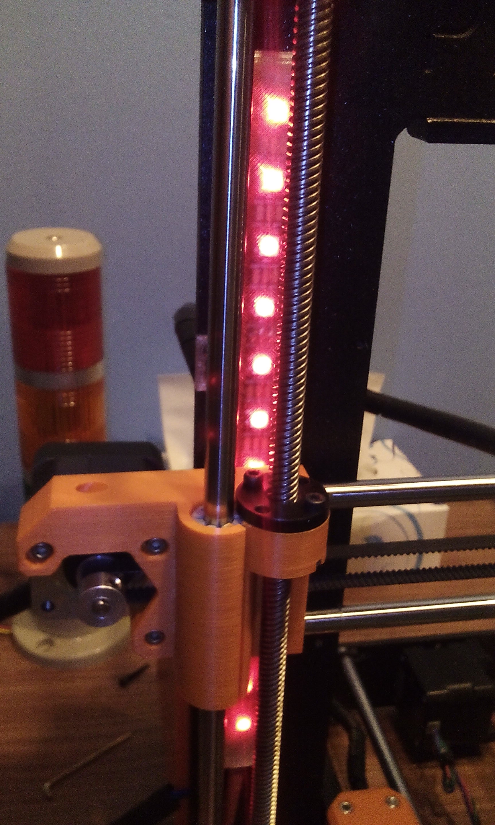 Prusa MK3 led strip signal lamp.