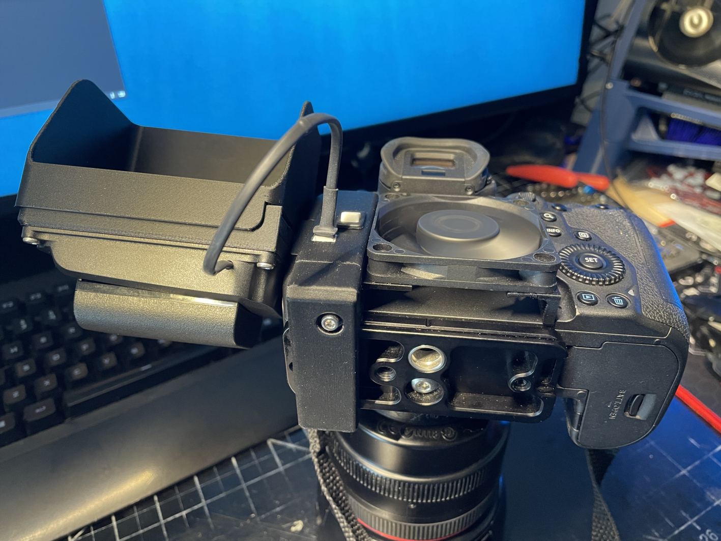 Cooling for Canon R5 by Empiricus | Download free STL model ...