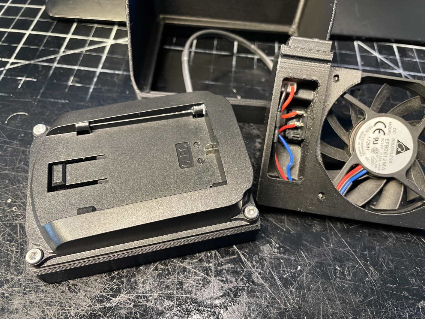Cooling for Canon R5 by Empiricus | Download free STL model