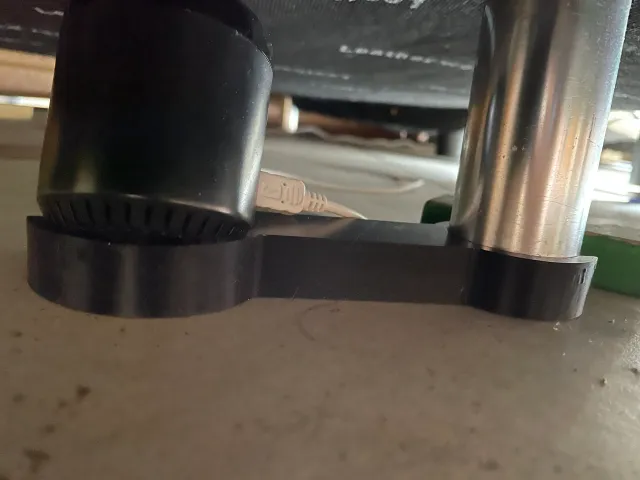 Broadlink RM3 pole stand