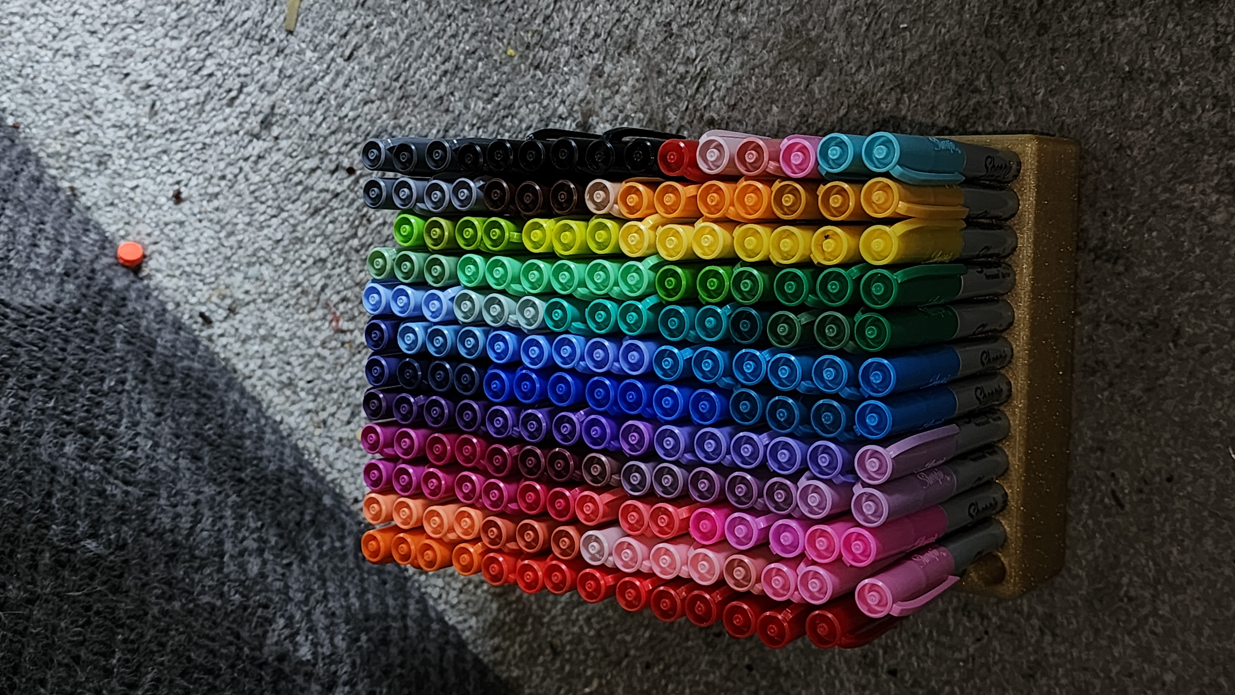 sharpie ultra fine point  / bic marker holder organizer