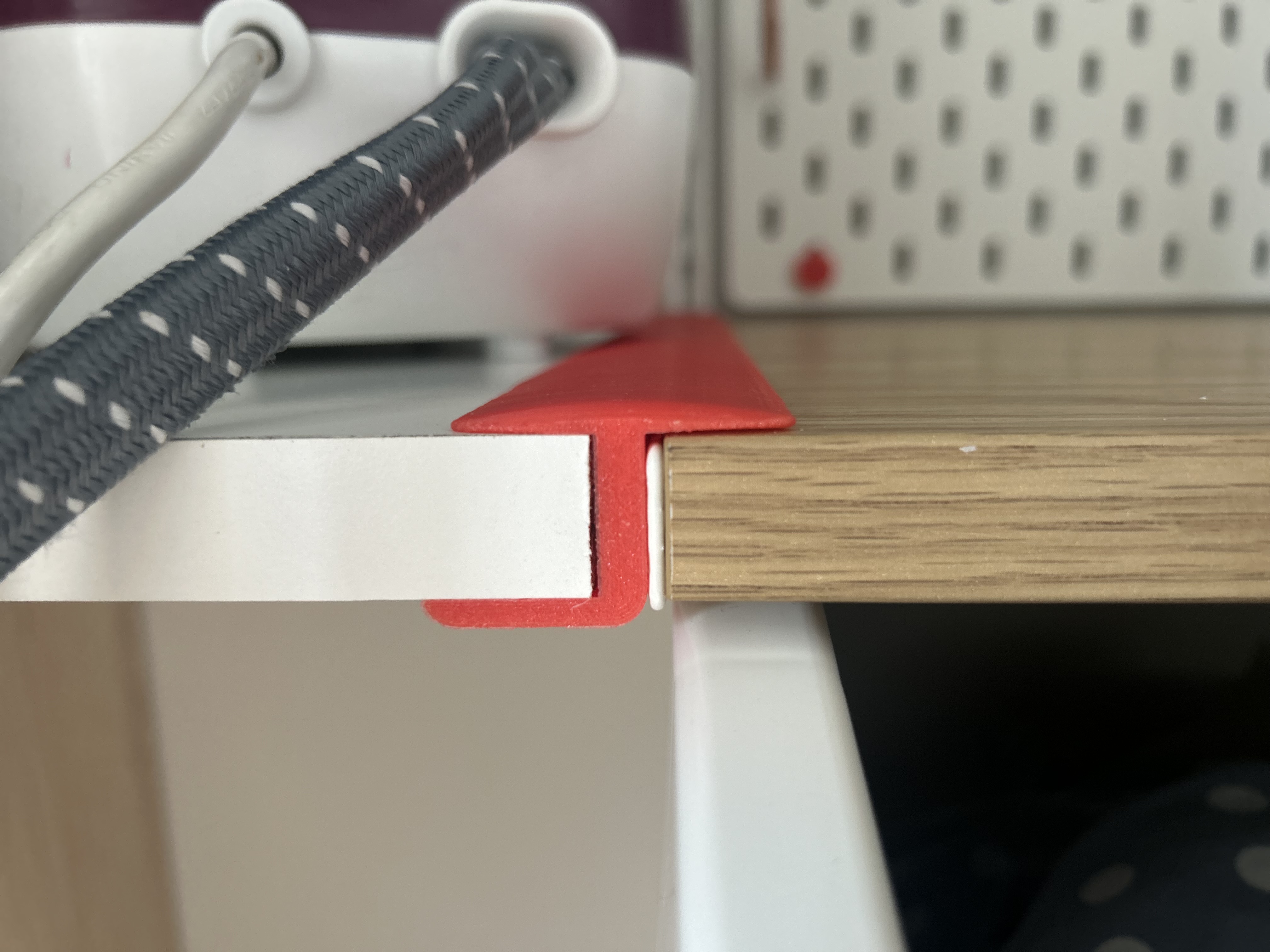 Ikea Boaxel board shelf connector