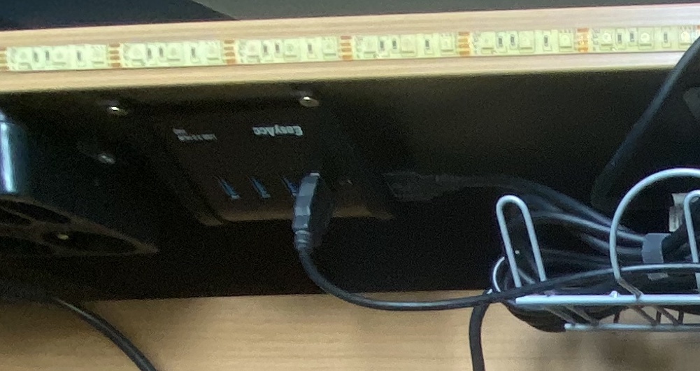 EasyAcc USB Hub mount — miniatura 4