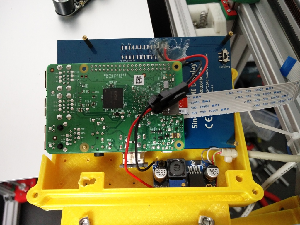 BLV mgn Cube Raspberry Pi 5" Touch Screen and Camera by Xylen.C4 Download free STL model