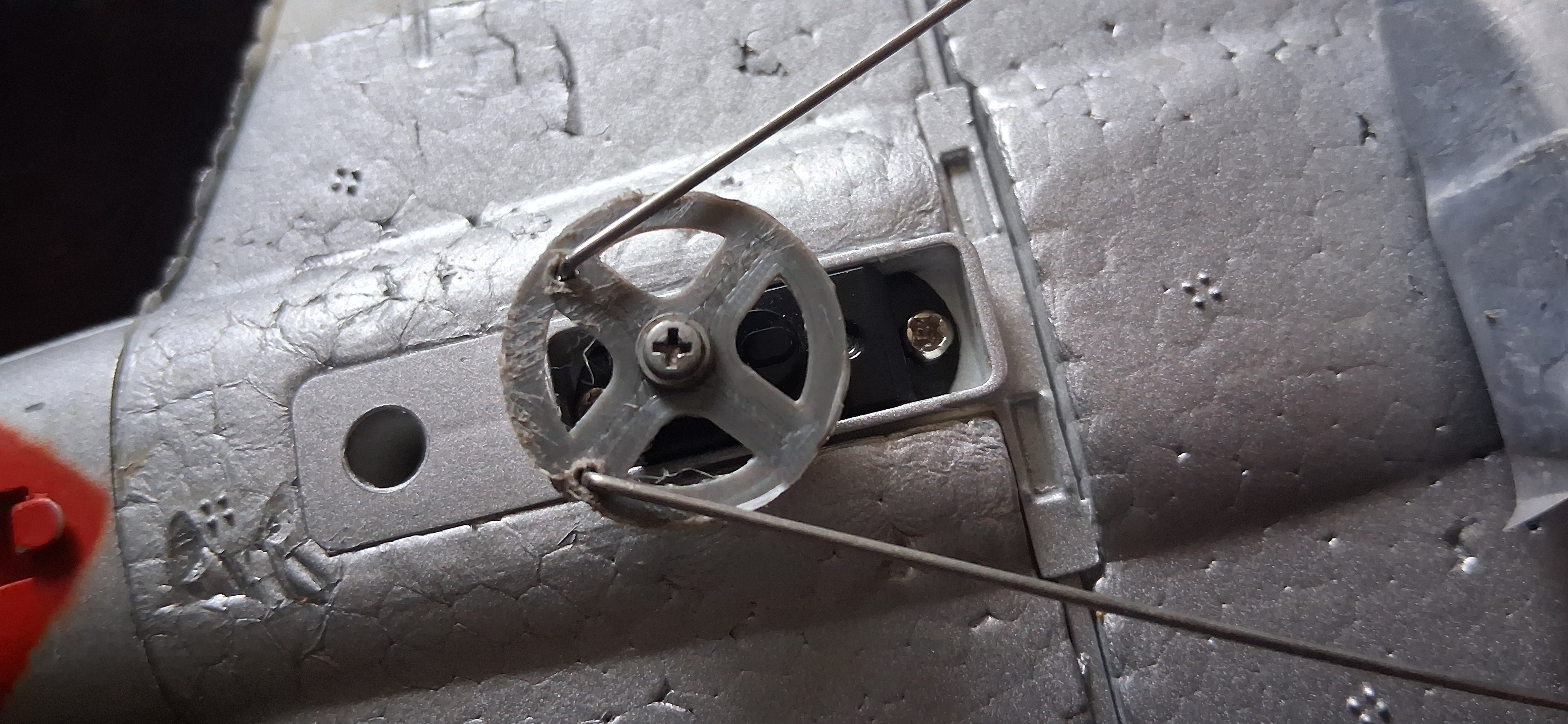 Hobby Zone P-15D aileron servo horn