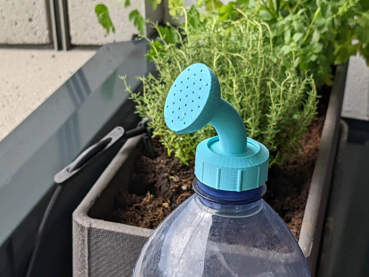Watering bottle cap by agners