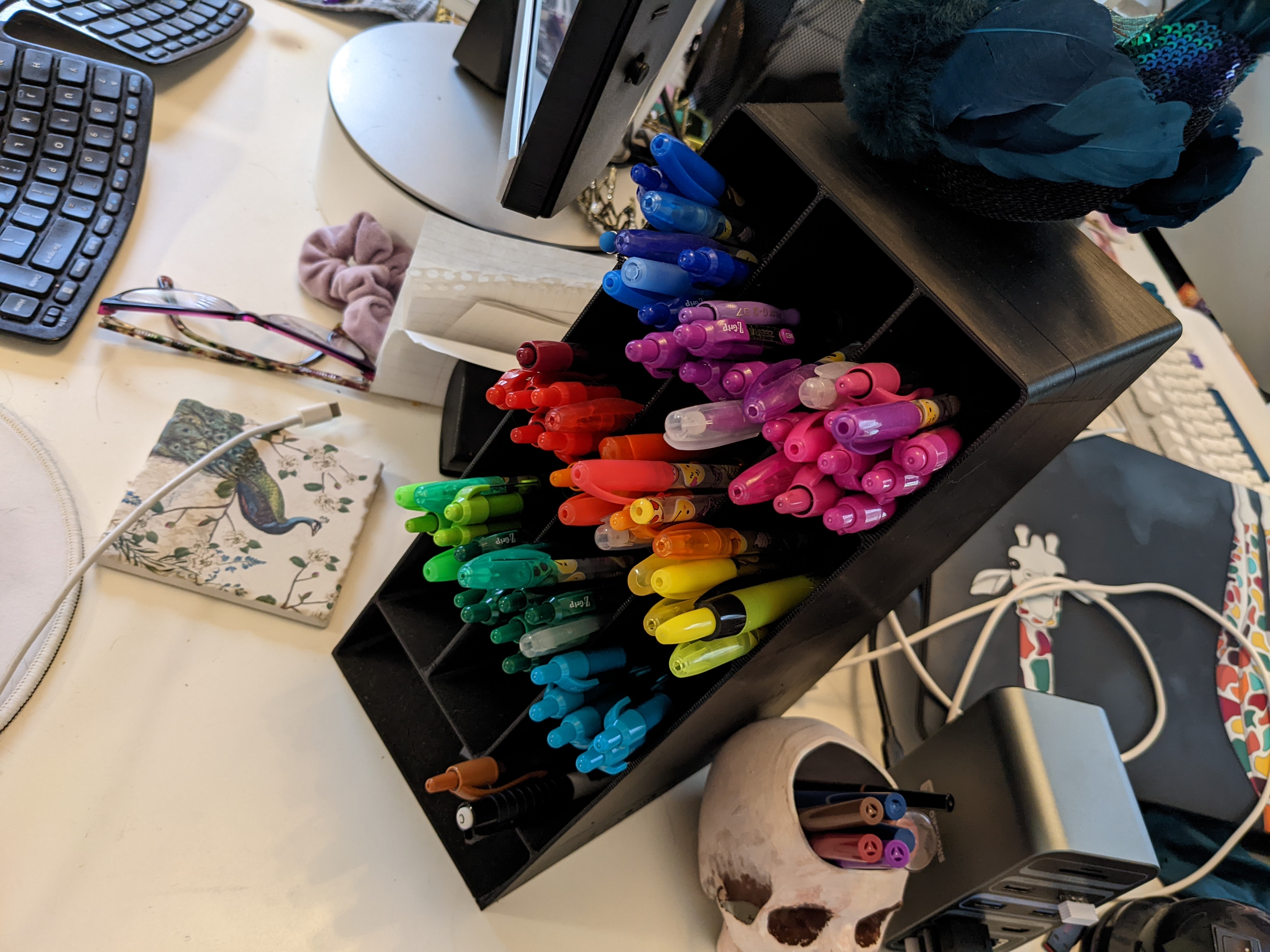 Pen Organizer Twelve Colors
