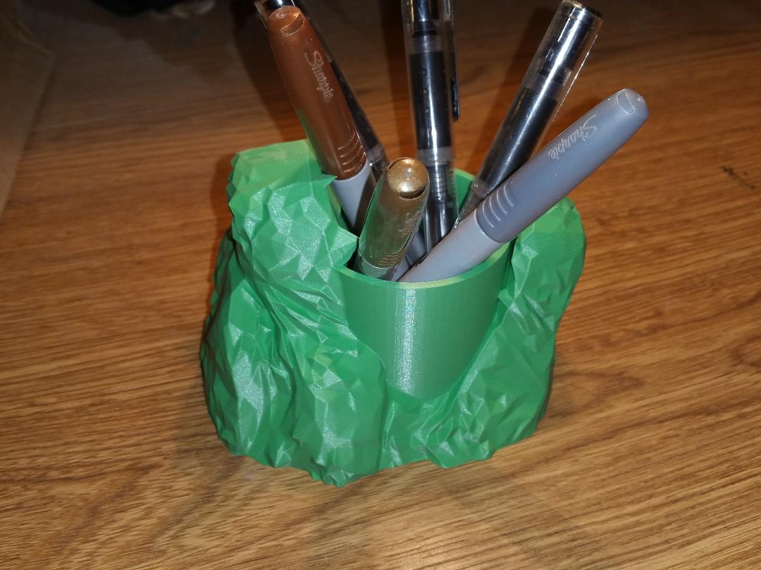 Pen-breathing Kaiju