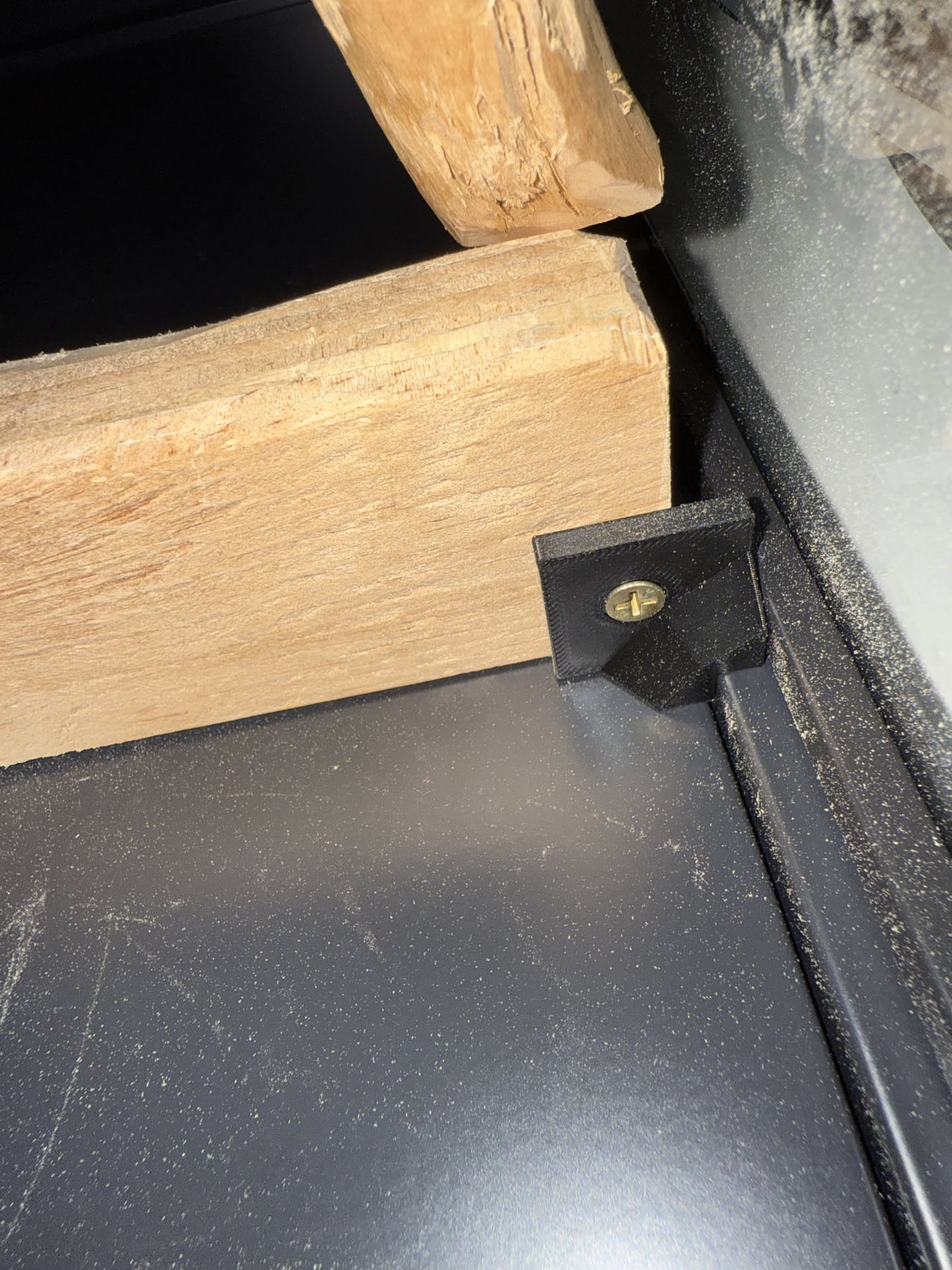 IKEA Rudsta shelf holder for heavy item