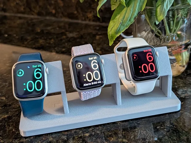 Triple Apple Watch Stand