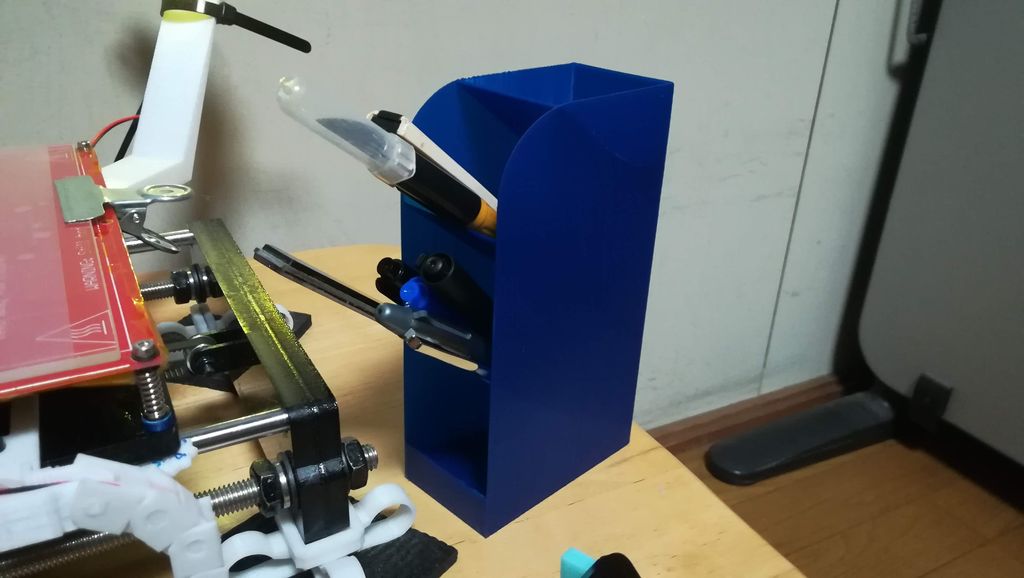 Pen holder