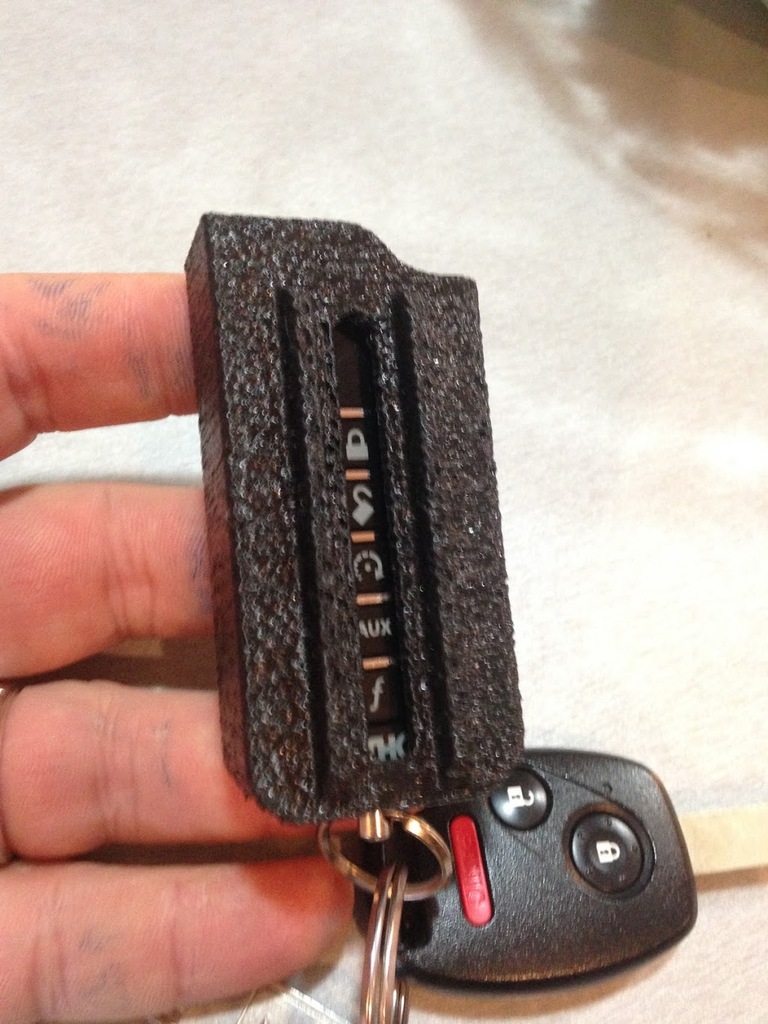 Python Car Starter Fob Case by Pr3sidentSpence | Download free STL ...