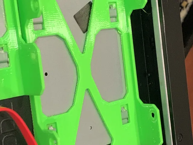 Alienware Area 51 R2 3.5" Drive Bracket