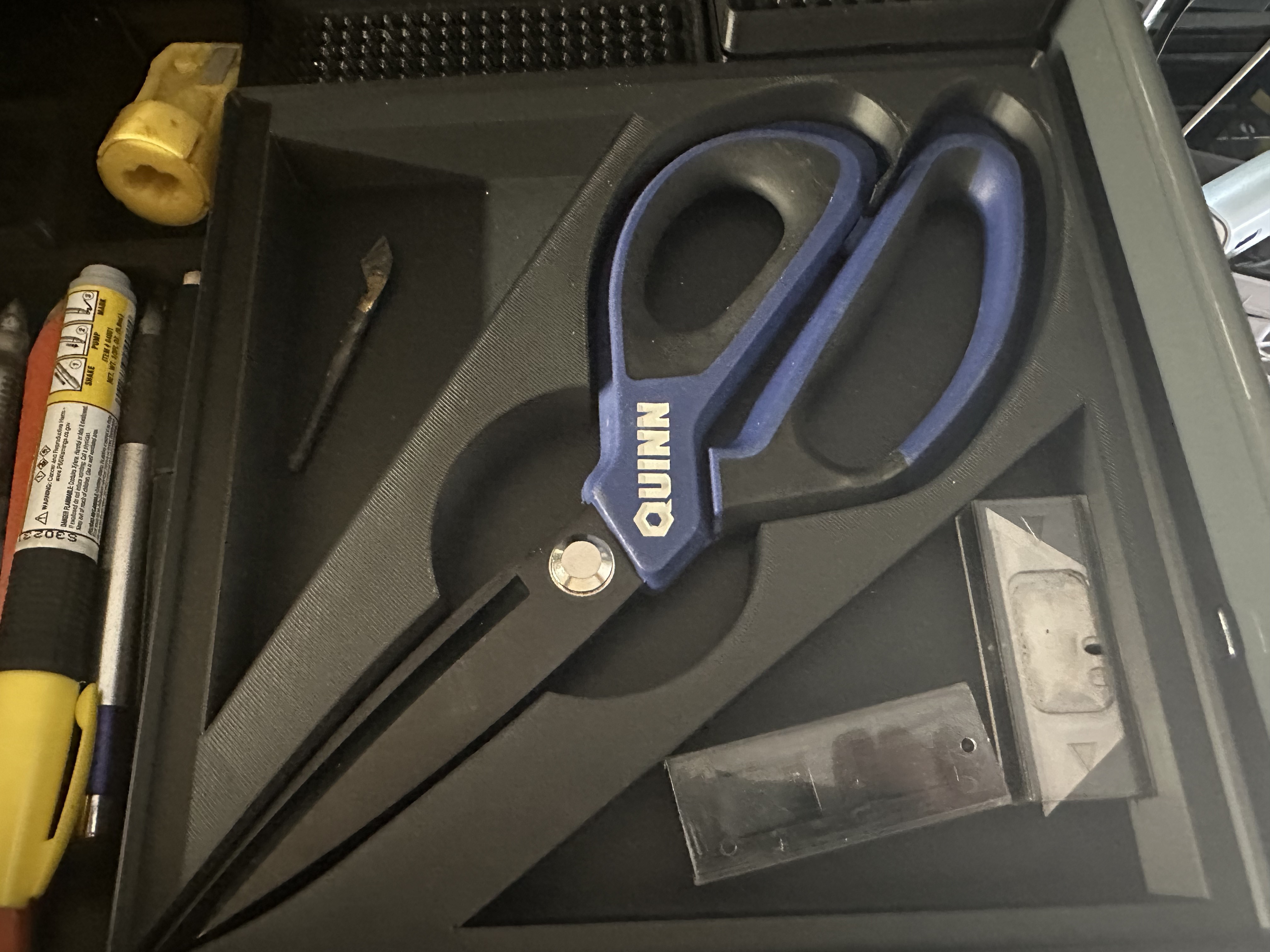 Harbor Freight Quinn Large 11" Shop Shears Gridnifity Bin