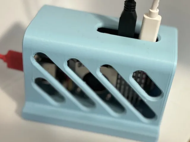 Case for Raspberry Pi 5 using Pimoroni NVMe Base (version 4)