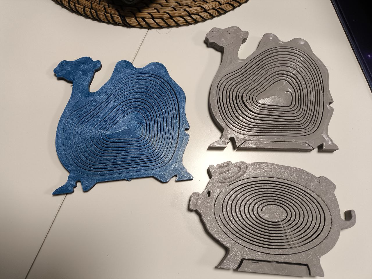 Long spiral rotating animals  baskets