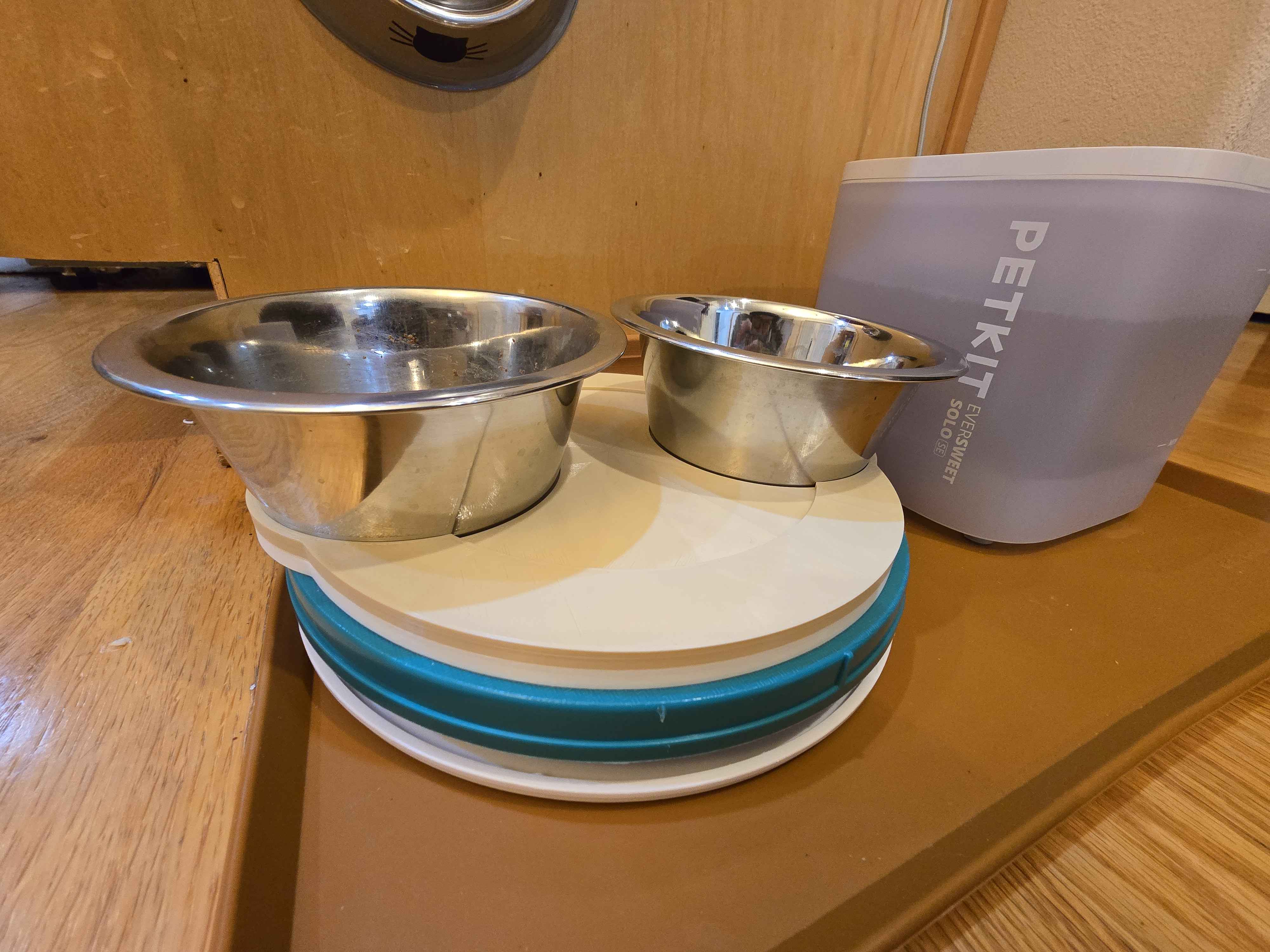 Anti-Slide Dual Bowl Holder (for SoulThink Pet Food Tray)