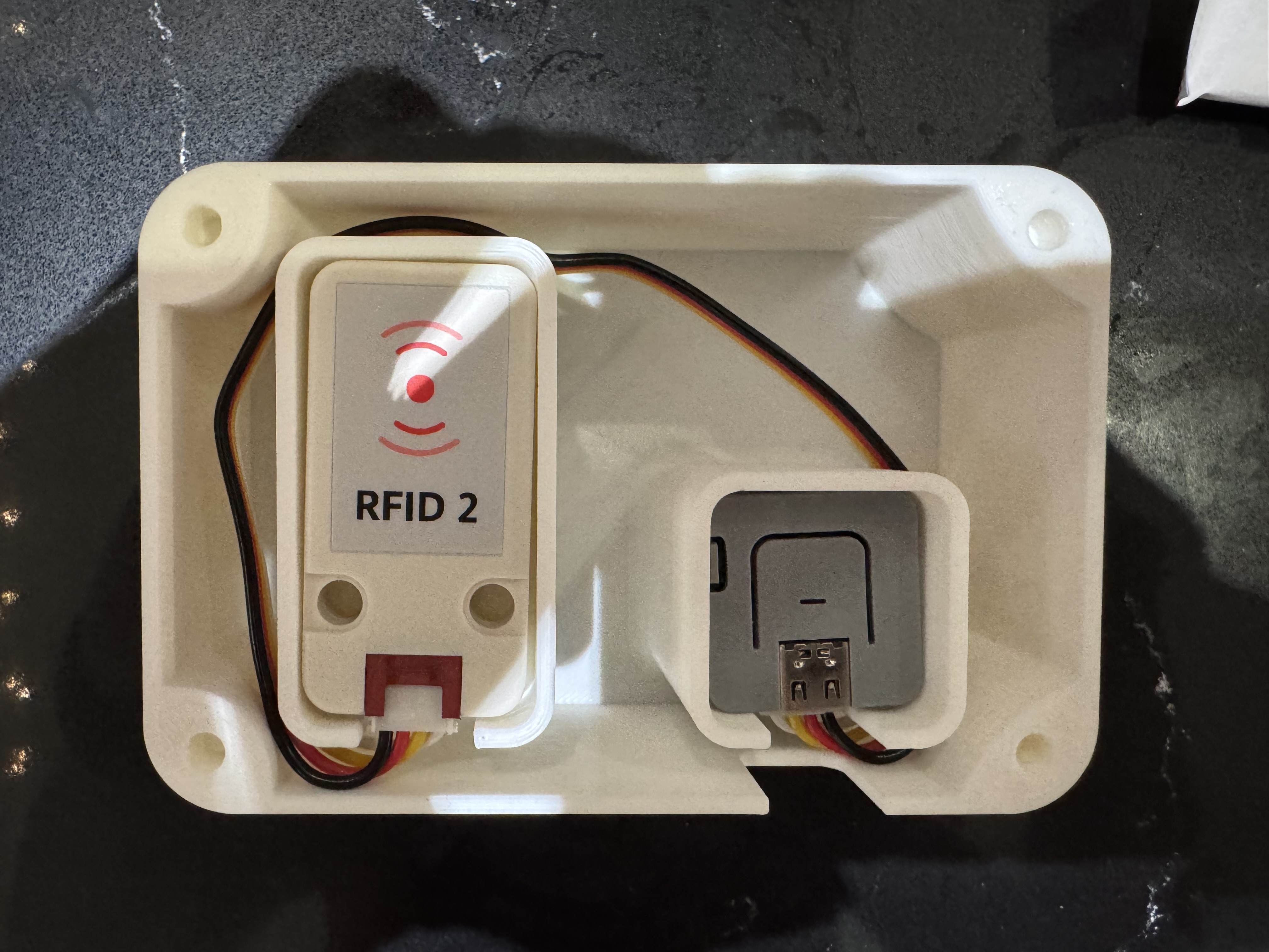 M5Stack Atom Lite RFID with battery pack