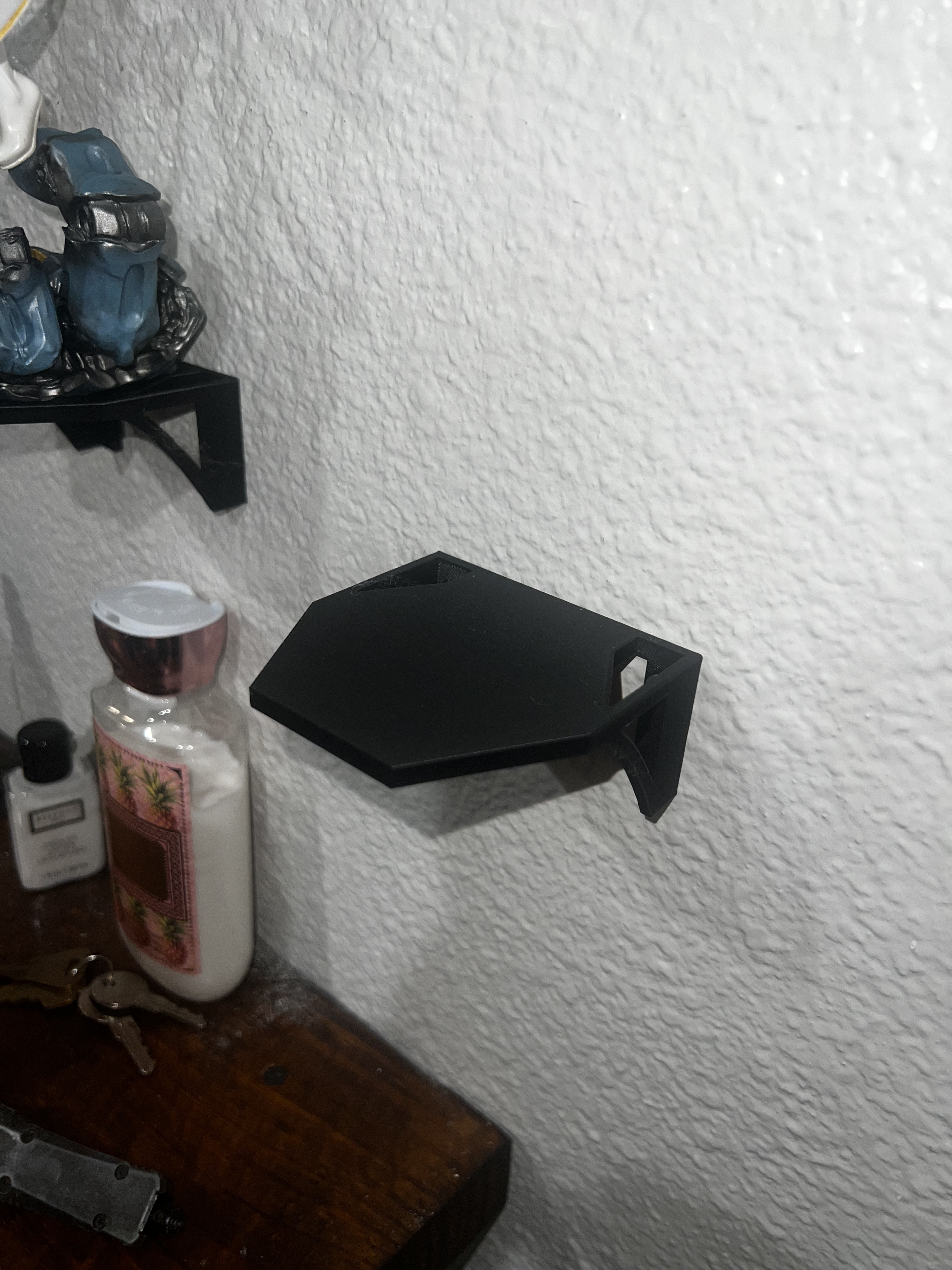 Miniatura 4 do modelo 3D Simple Floating Shelf