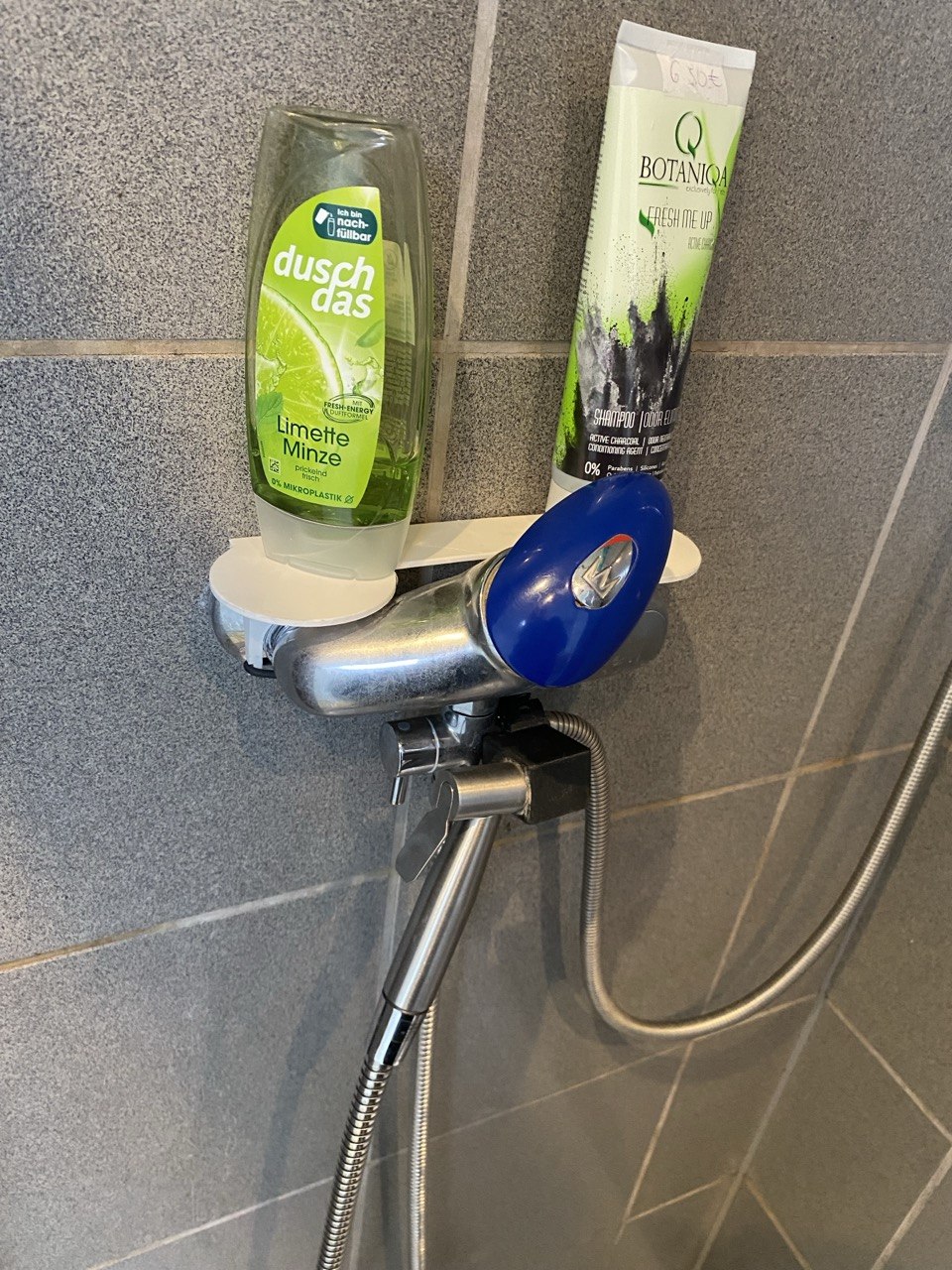 Duschgelhalter / Shower gel holder