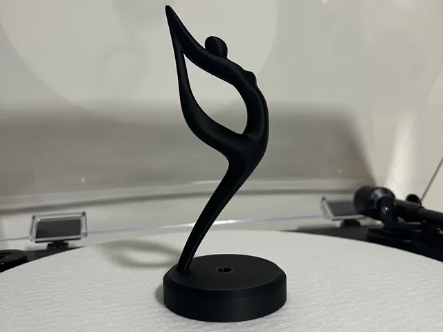 Spinning Dancer – Vinyl Turntable Decor