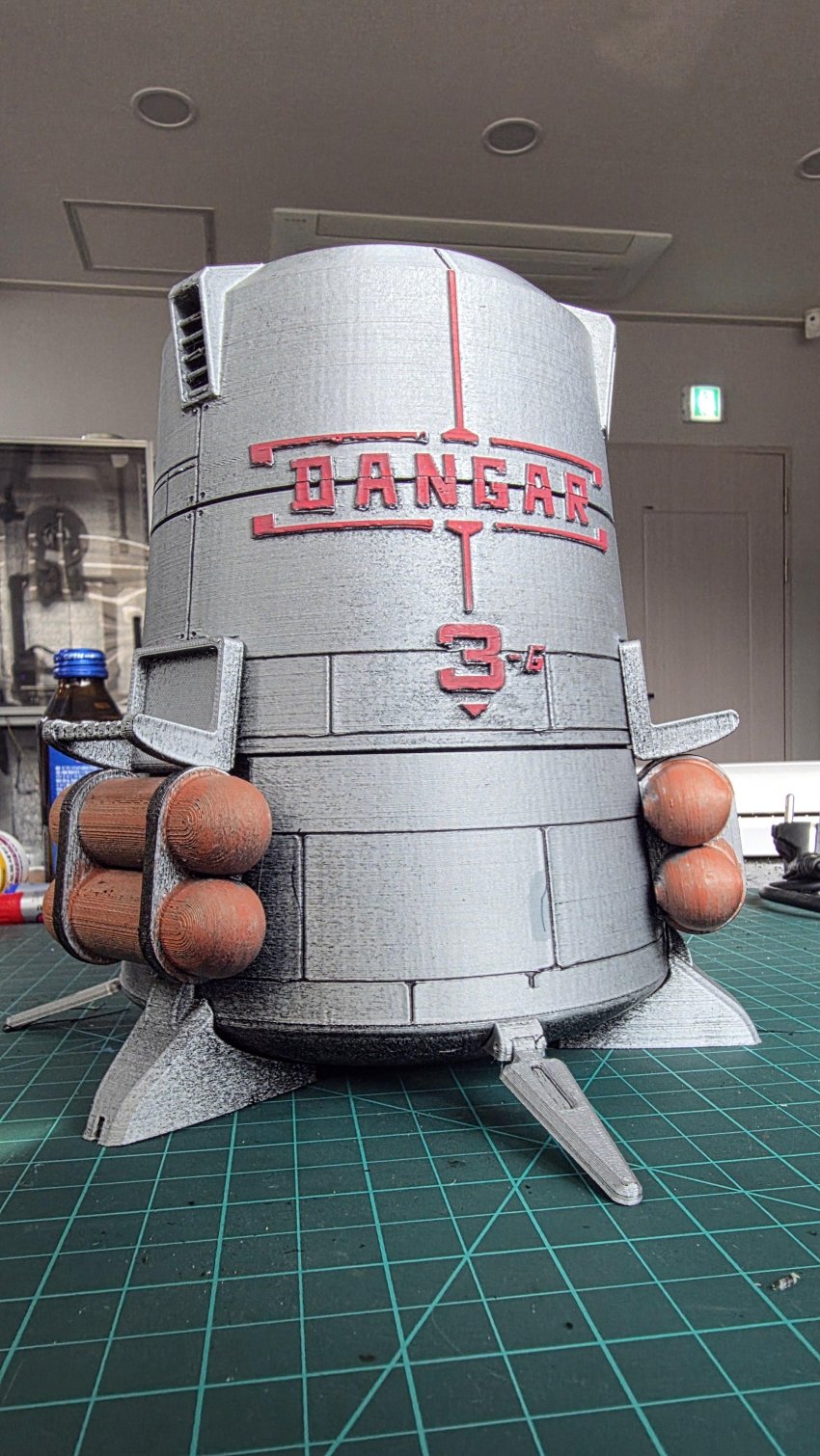 Titans G3 Gas Container - Z Gundam Diorama Prop (1/144)