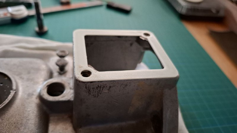 Land Rover Series Gearbox Top Cover Gasket (FRC3776)
