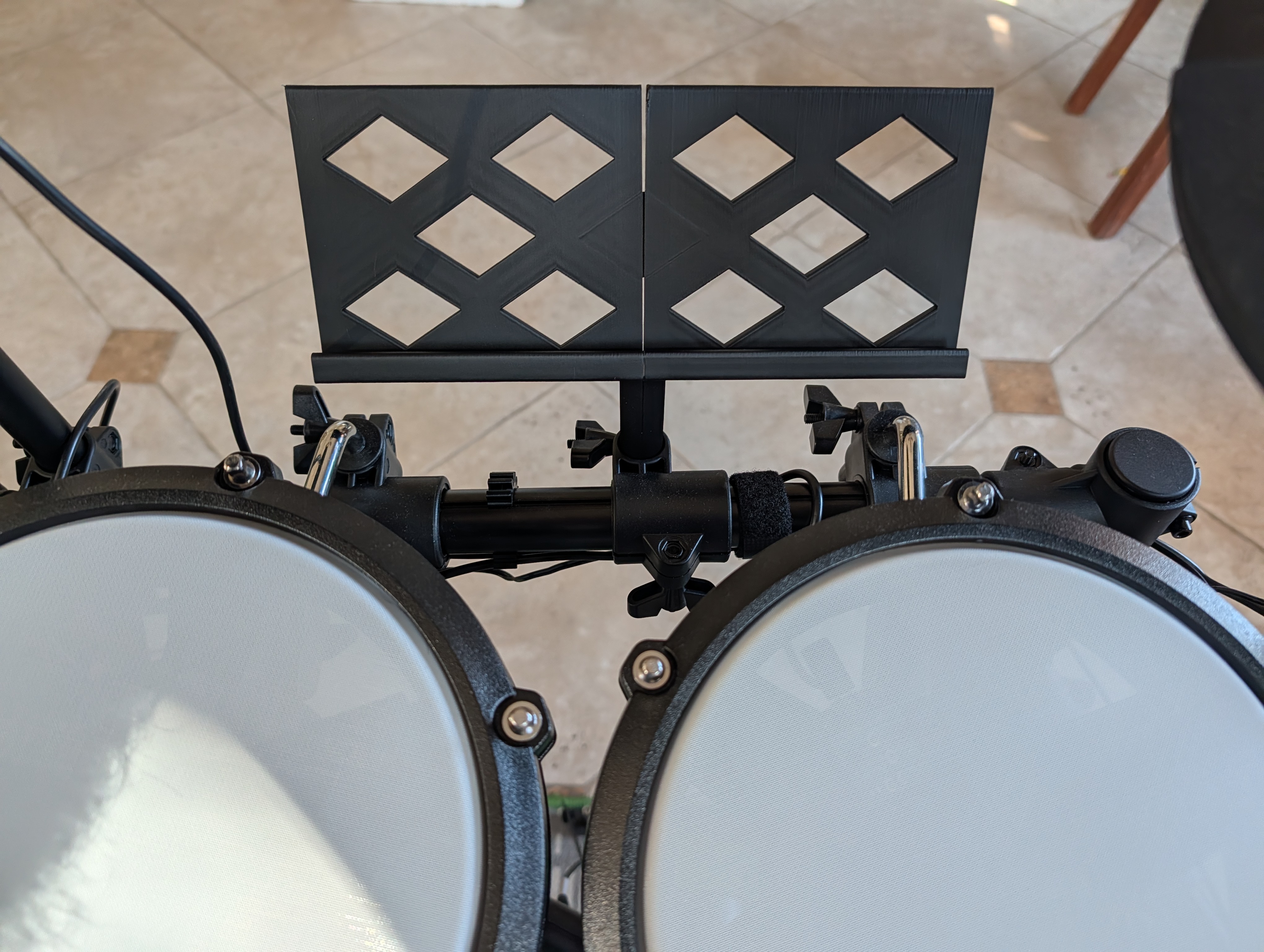 Customizable tablet stand for drum racks 3D model