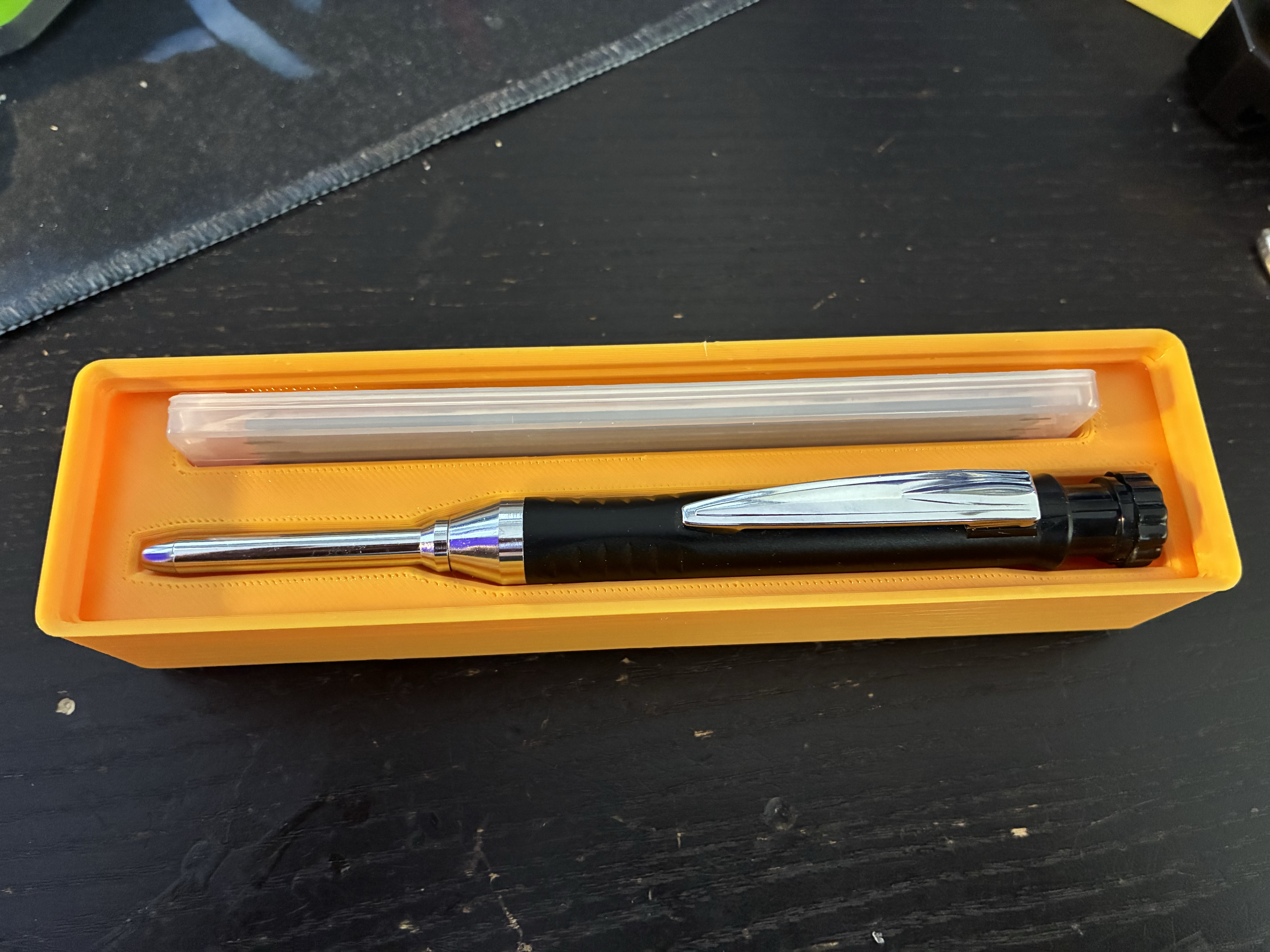 Gridfinity Mechanical Pencil Holder with Lead Refill Storage