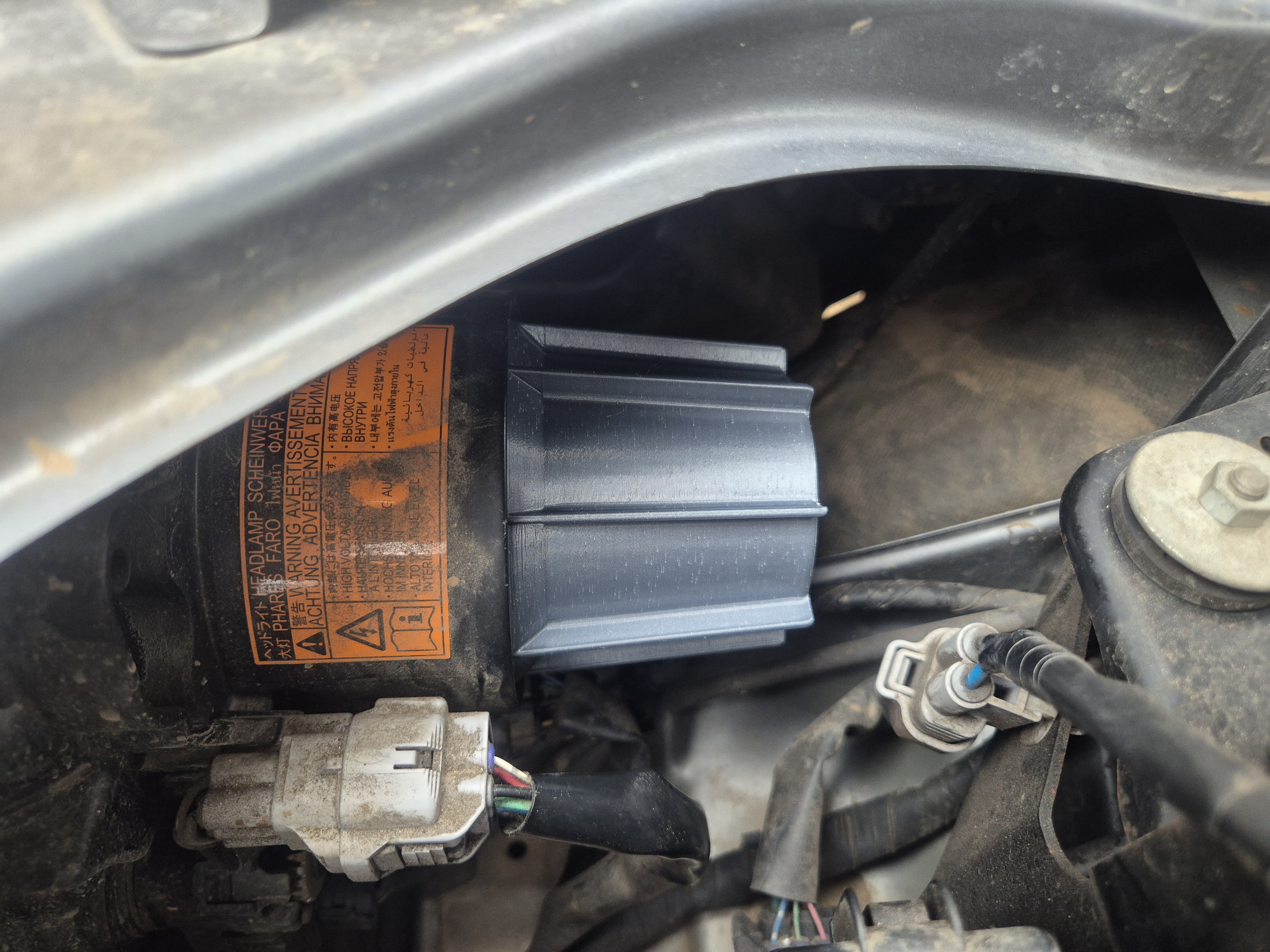 Mitsubishi Outlander PHEV 2014 – LED Headlight Upgrade Dust Cap (Deep / Extended)
