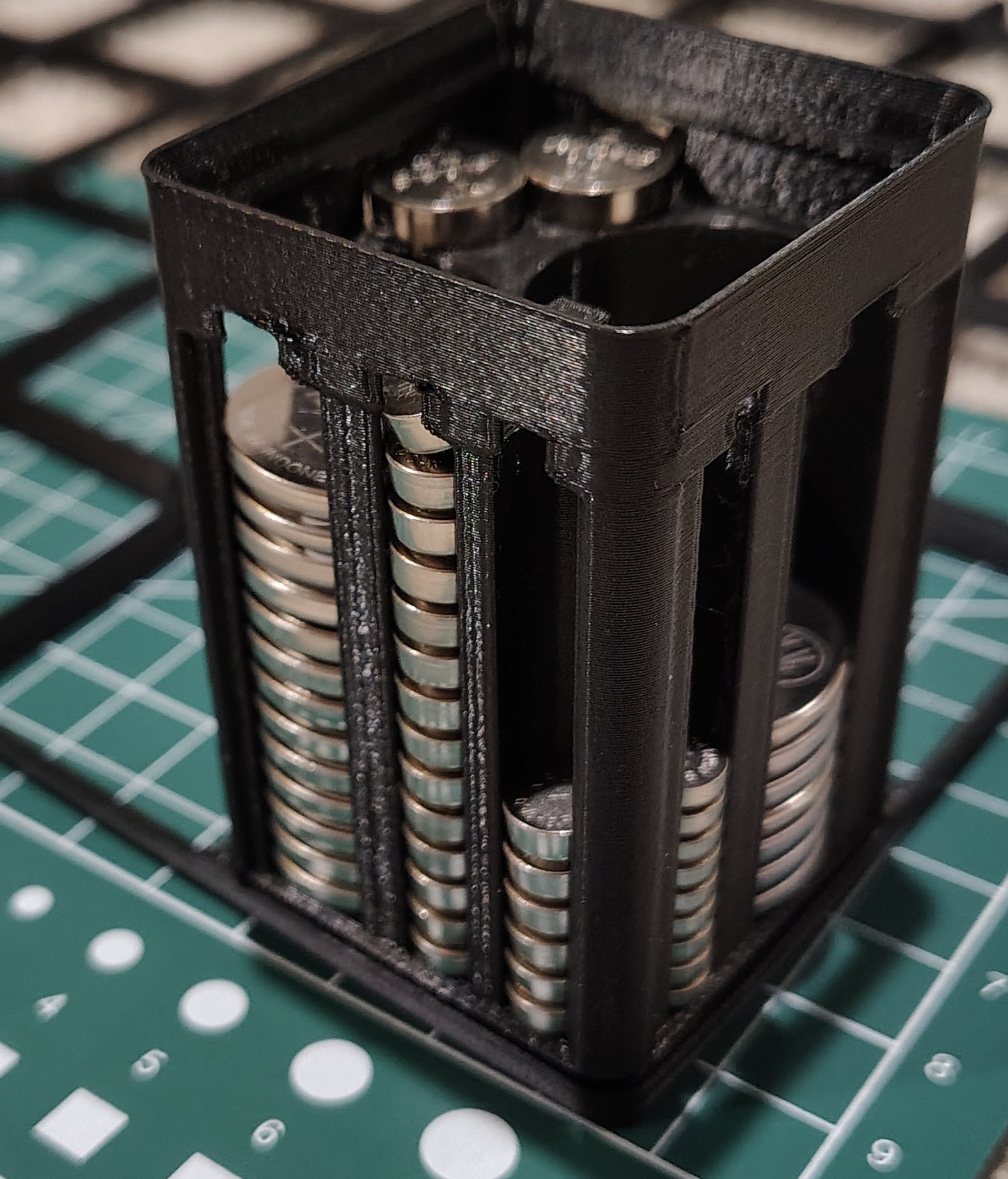 Gridfinity Button (Coin) Cell Storage (1x1x8)