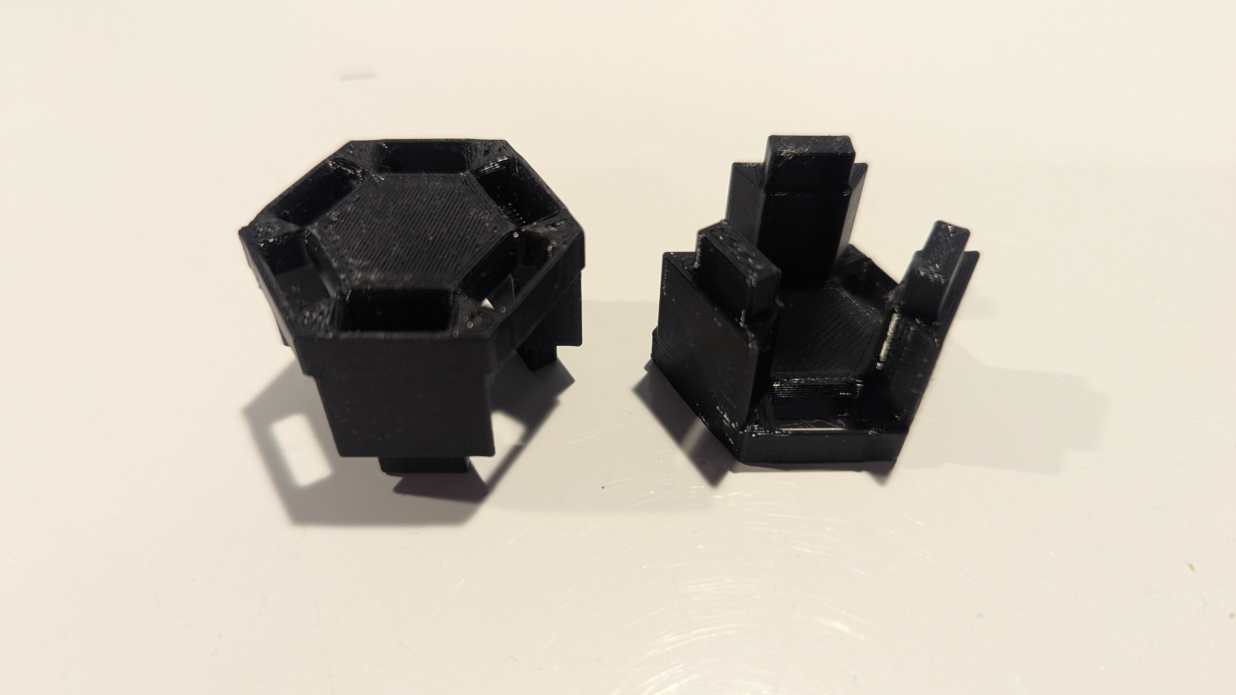 Miniatura 9 do modelo 3D Nesting, Modular, Stackable Hex Terrain, Single Hex