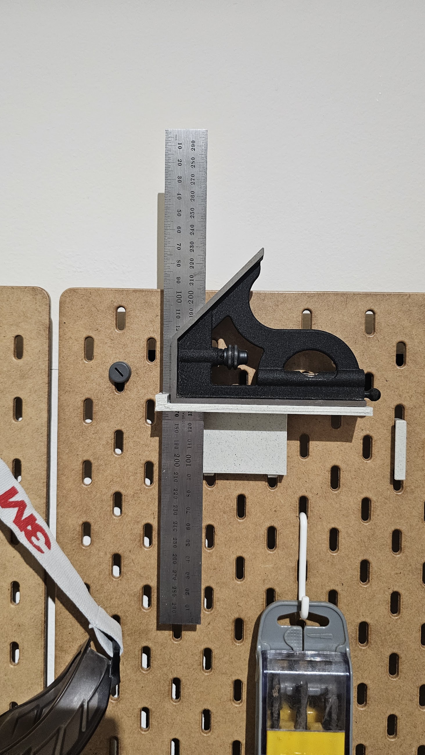 Starrett 6" Combination Square holder for SKADIS Click Mount