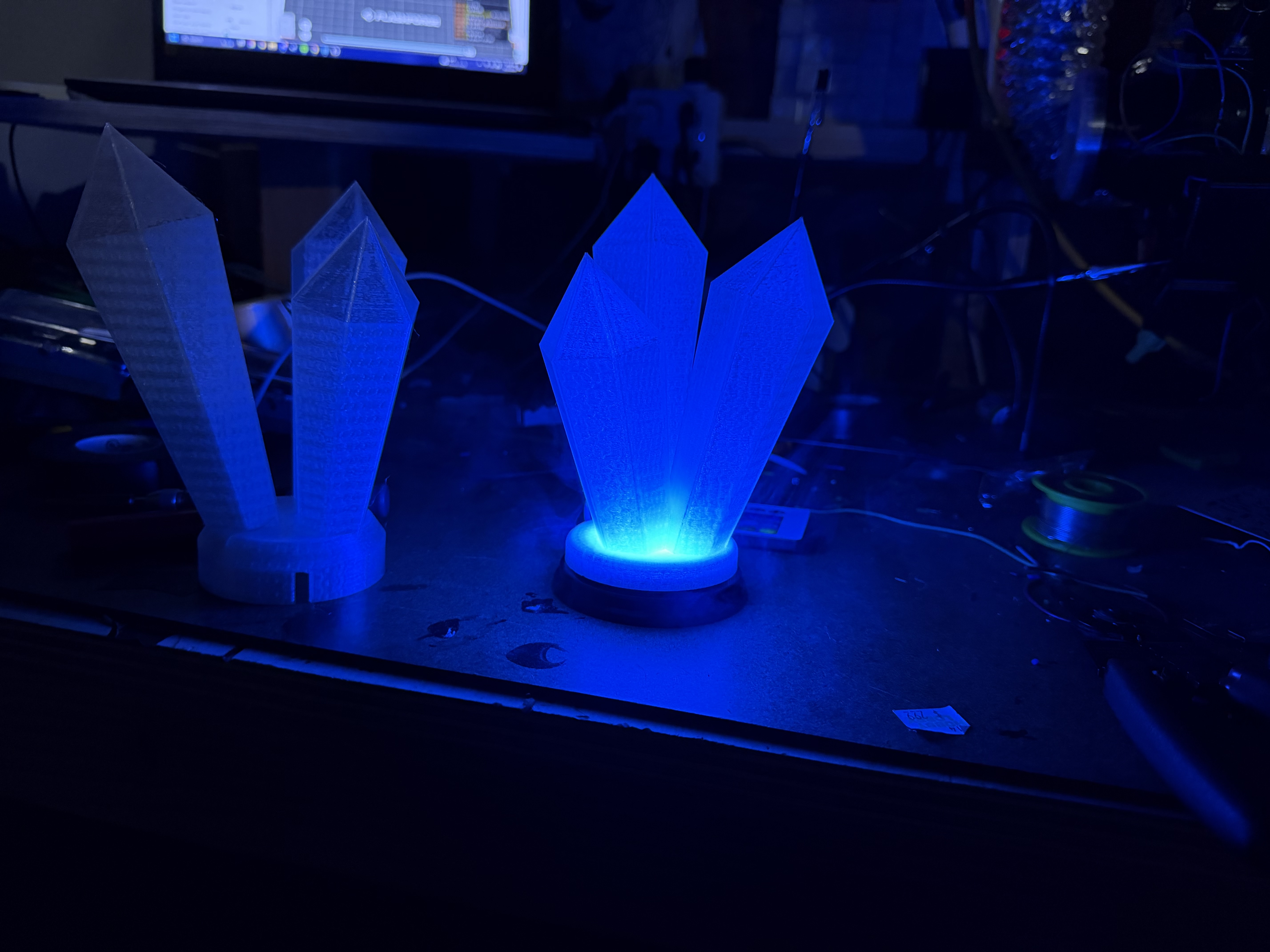 Quarts Crystal cluster lamp