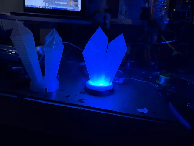 Quarts Crystal cluster lamp