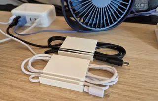 USB cable desk organiser