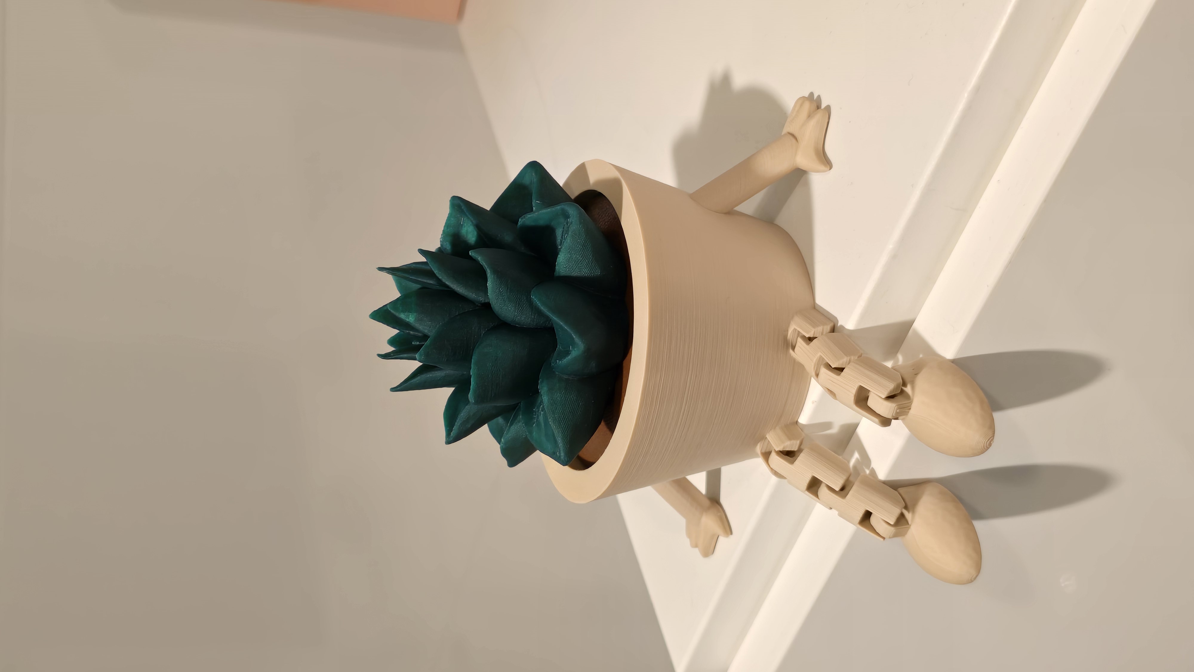 Articulated plant (multi-material version)