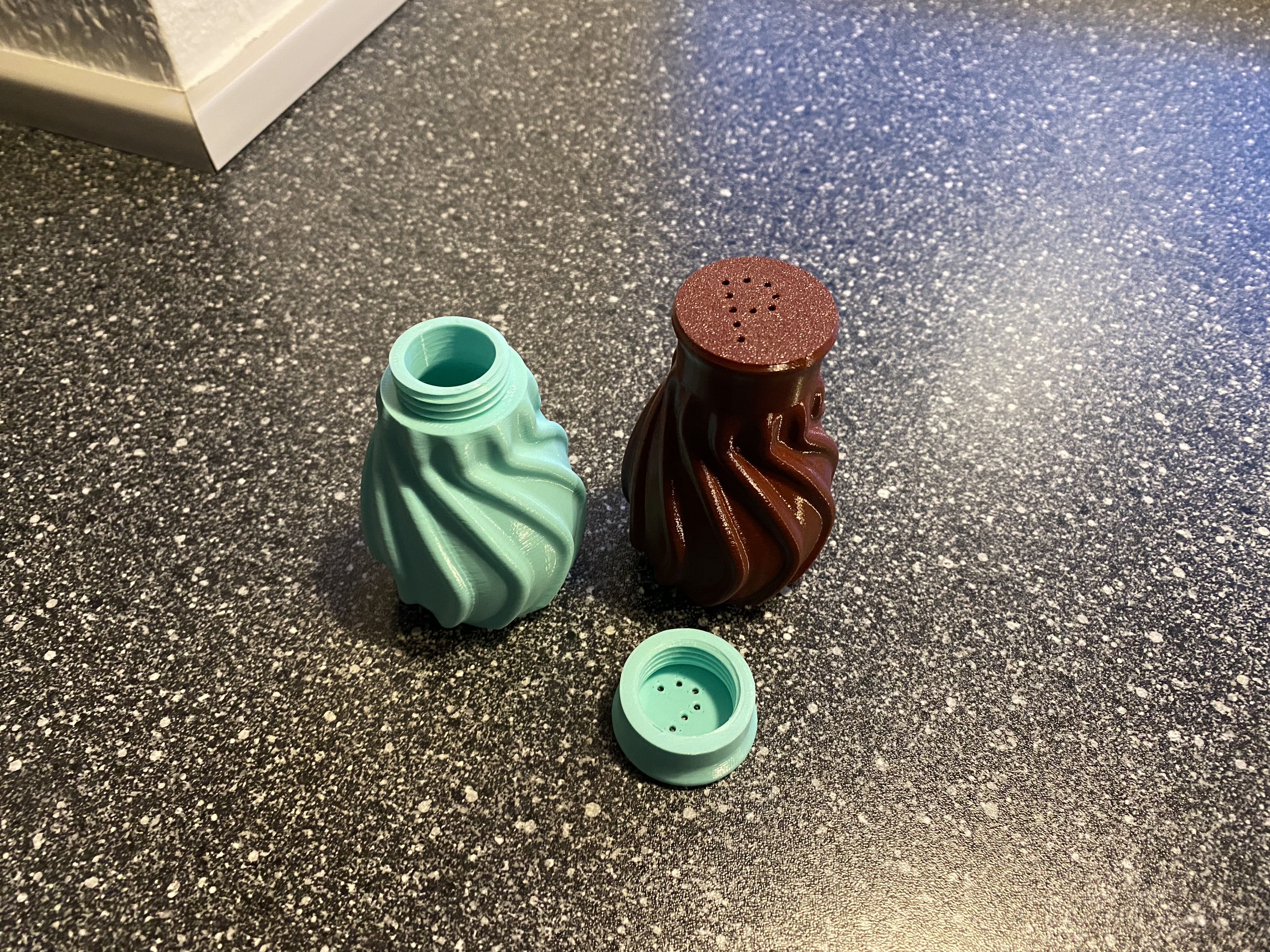 Salt & Pepper — miniatura 3
