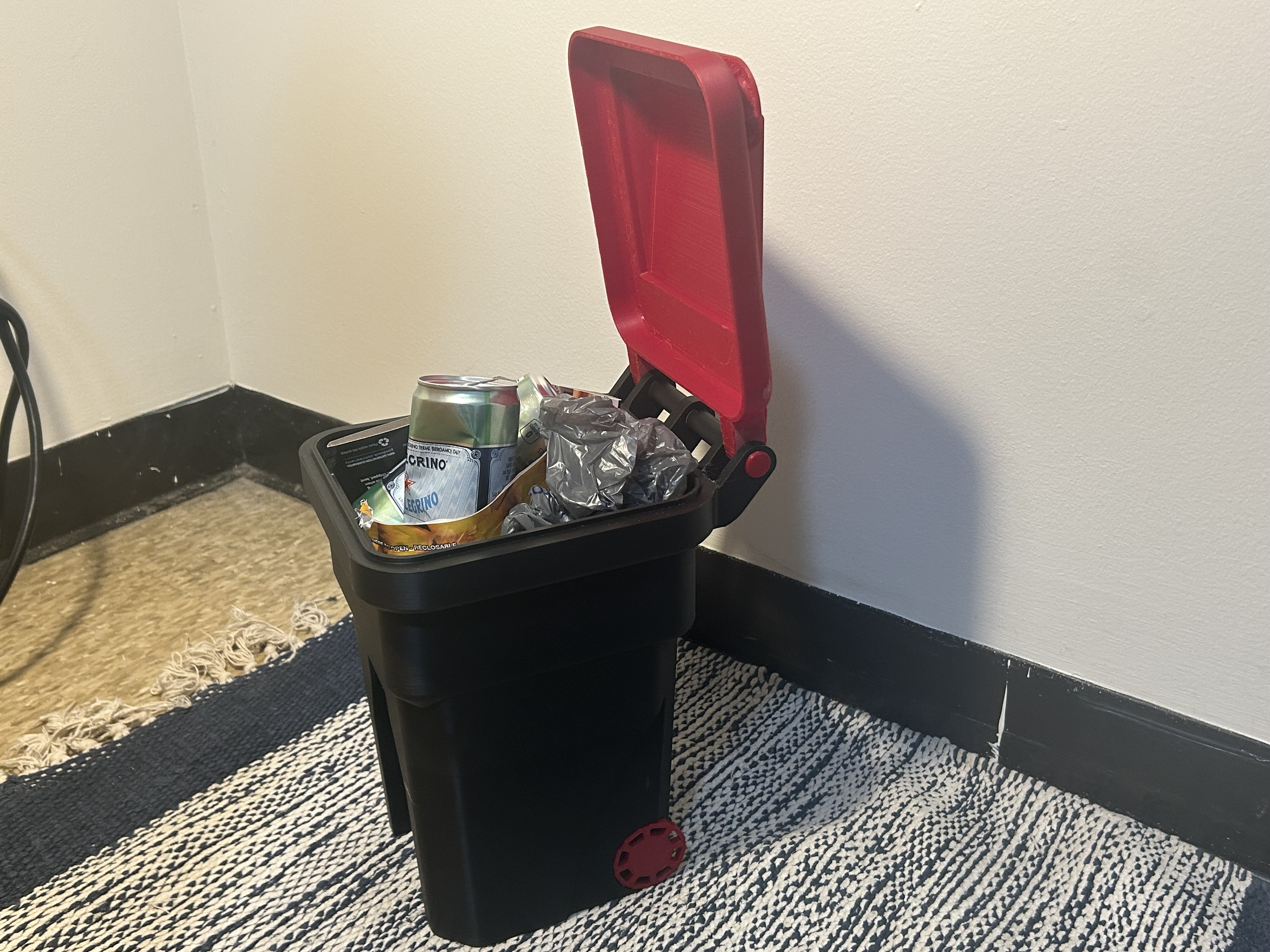 trashCan²