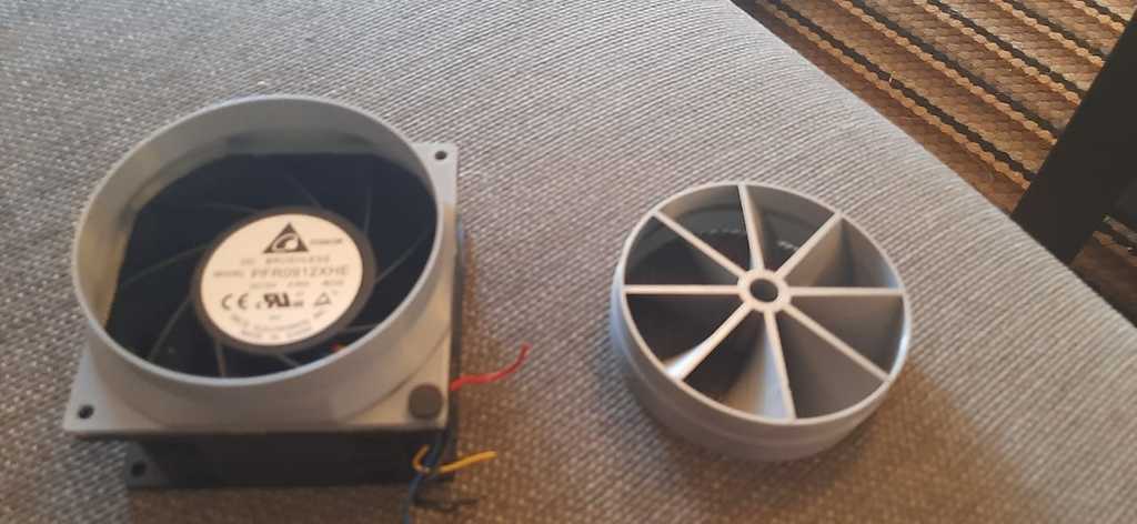MEGALOSOSALO - 90mm fan adapter. IPT&STL