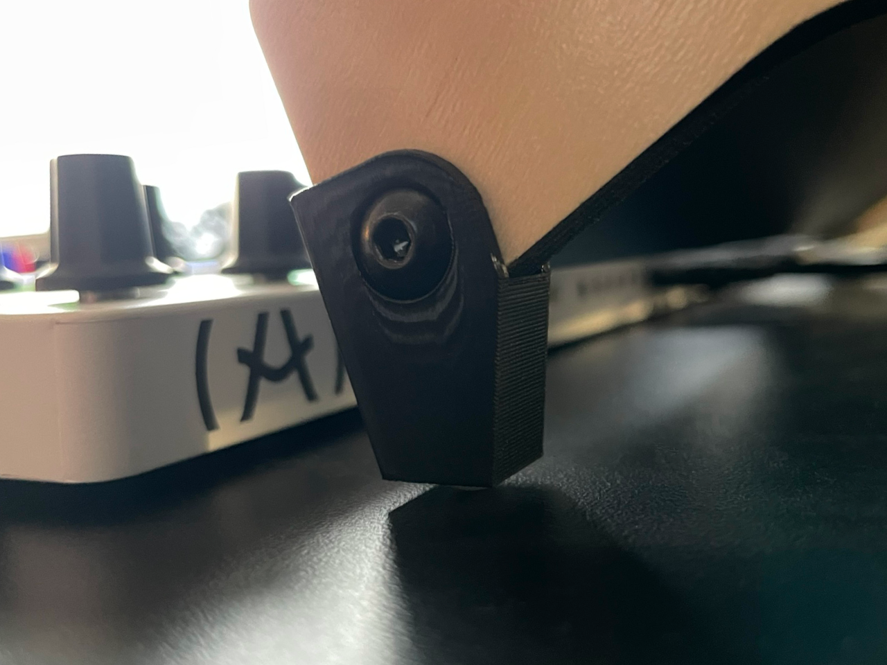 FEET FOR SEQUENZ KORG VOLCA RACK/STAND (SCREW MOUNTED) — miniatura 2