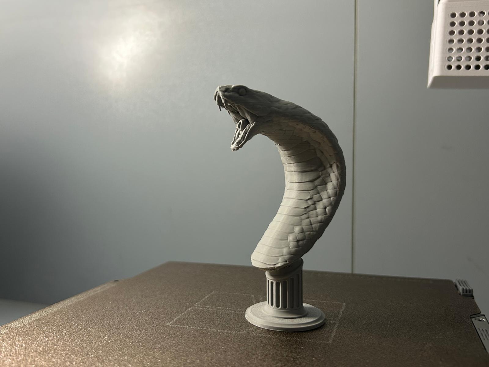 Cobra statue sculptures "head"