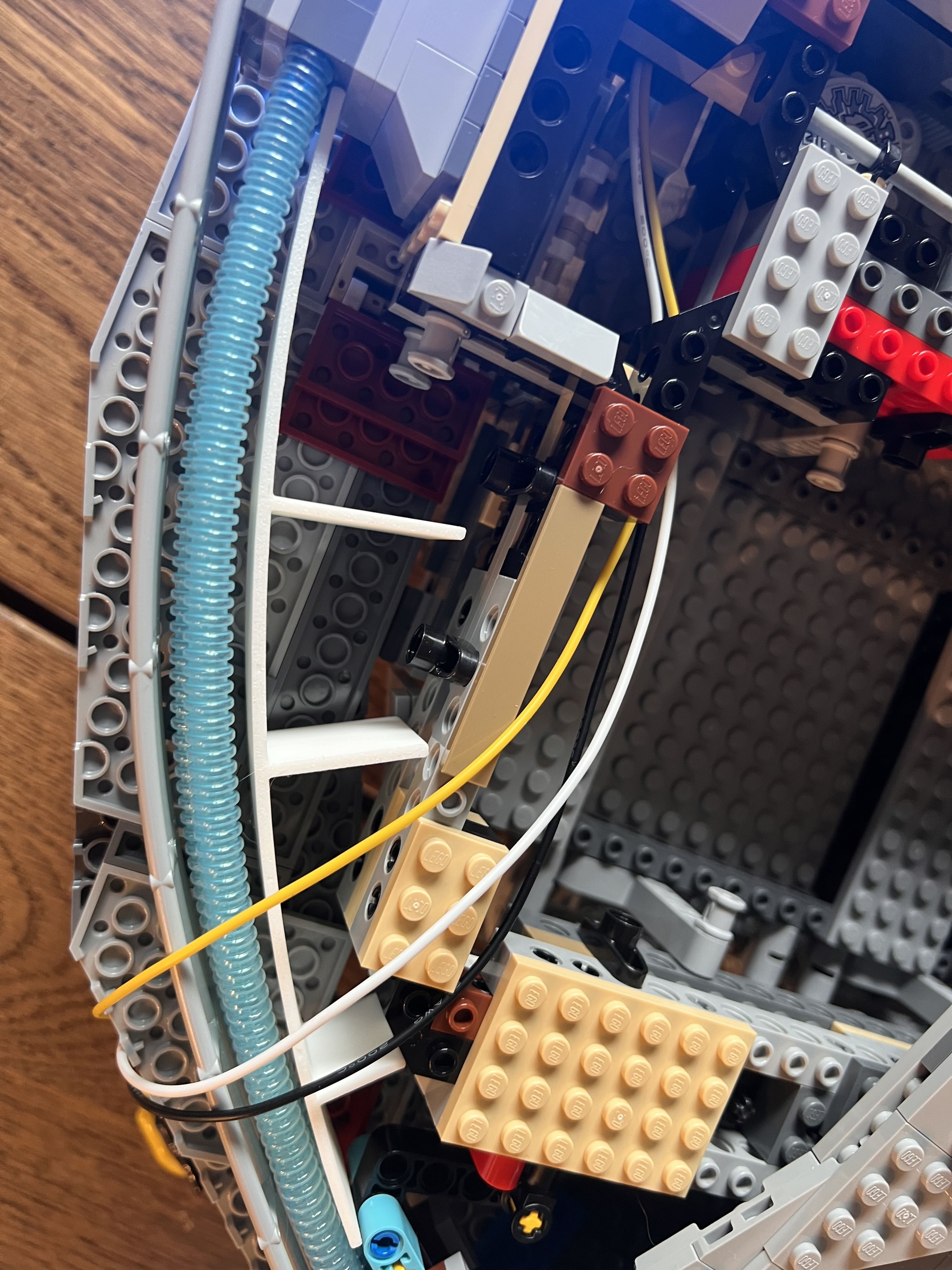 Lego USC Millennium Falcon LED Supports