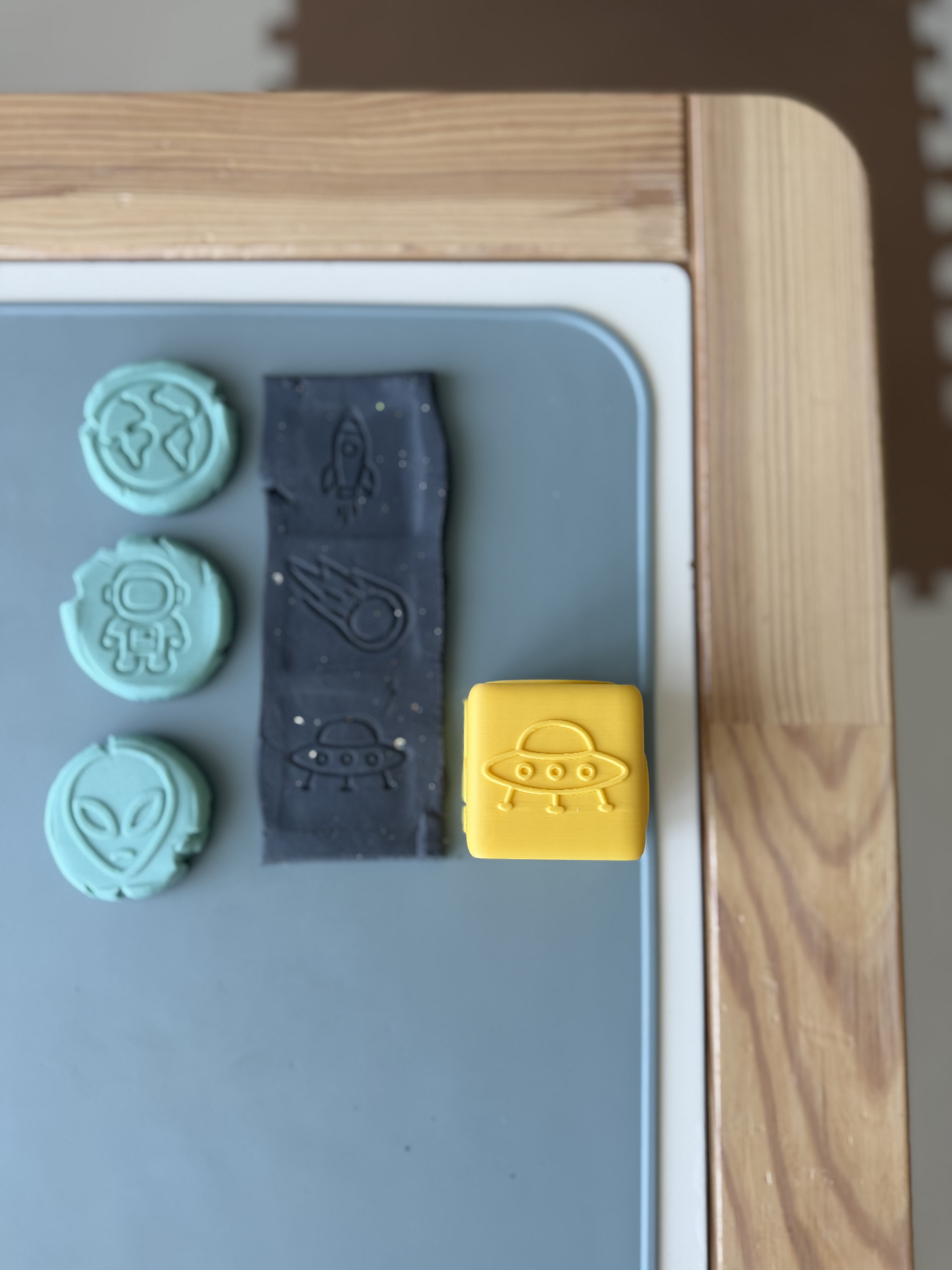 PlayDoh stamp cube - SPACE — miniatura 4